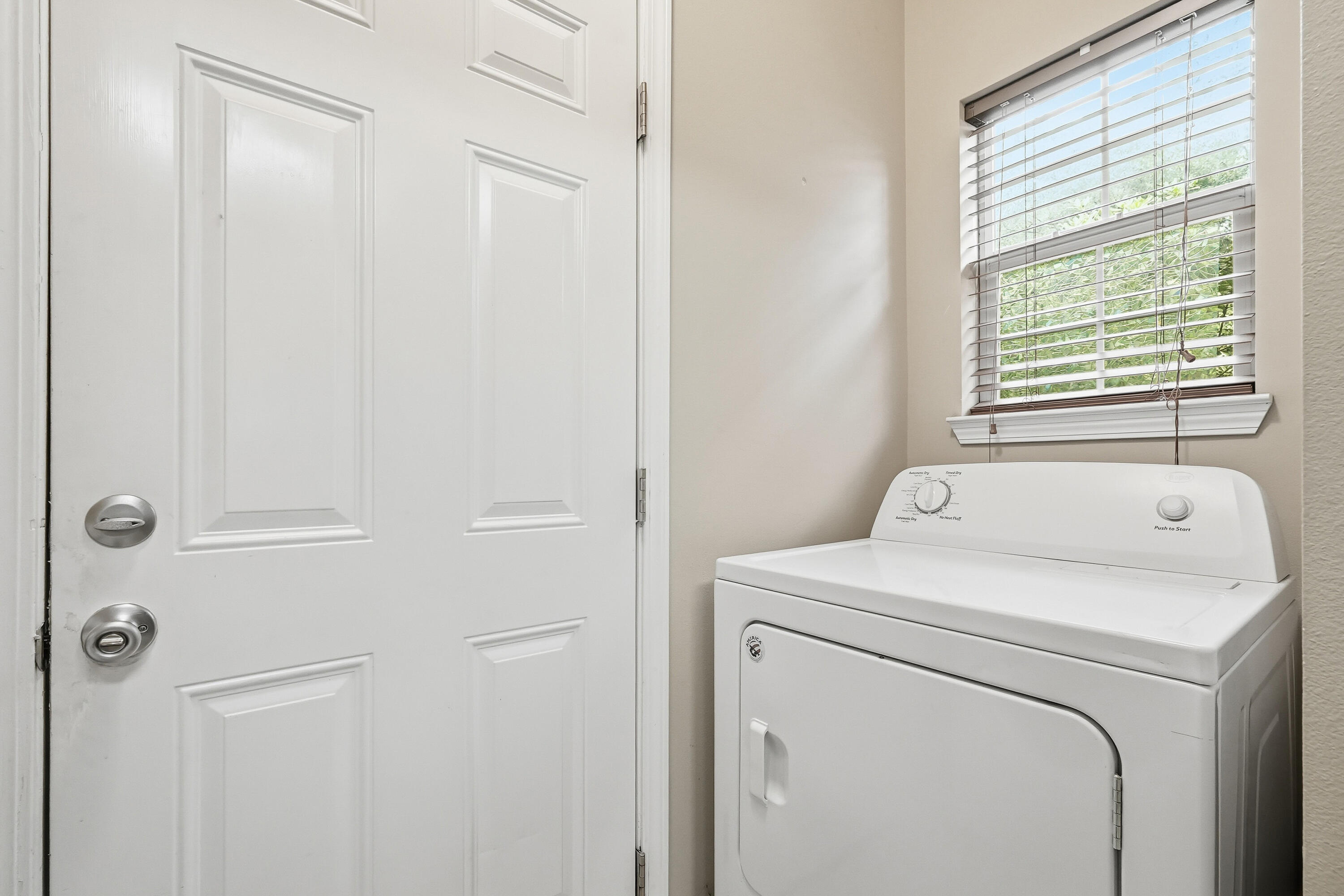 VALPARAISO PINECREST 6 - Residential