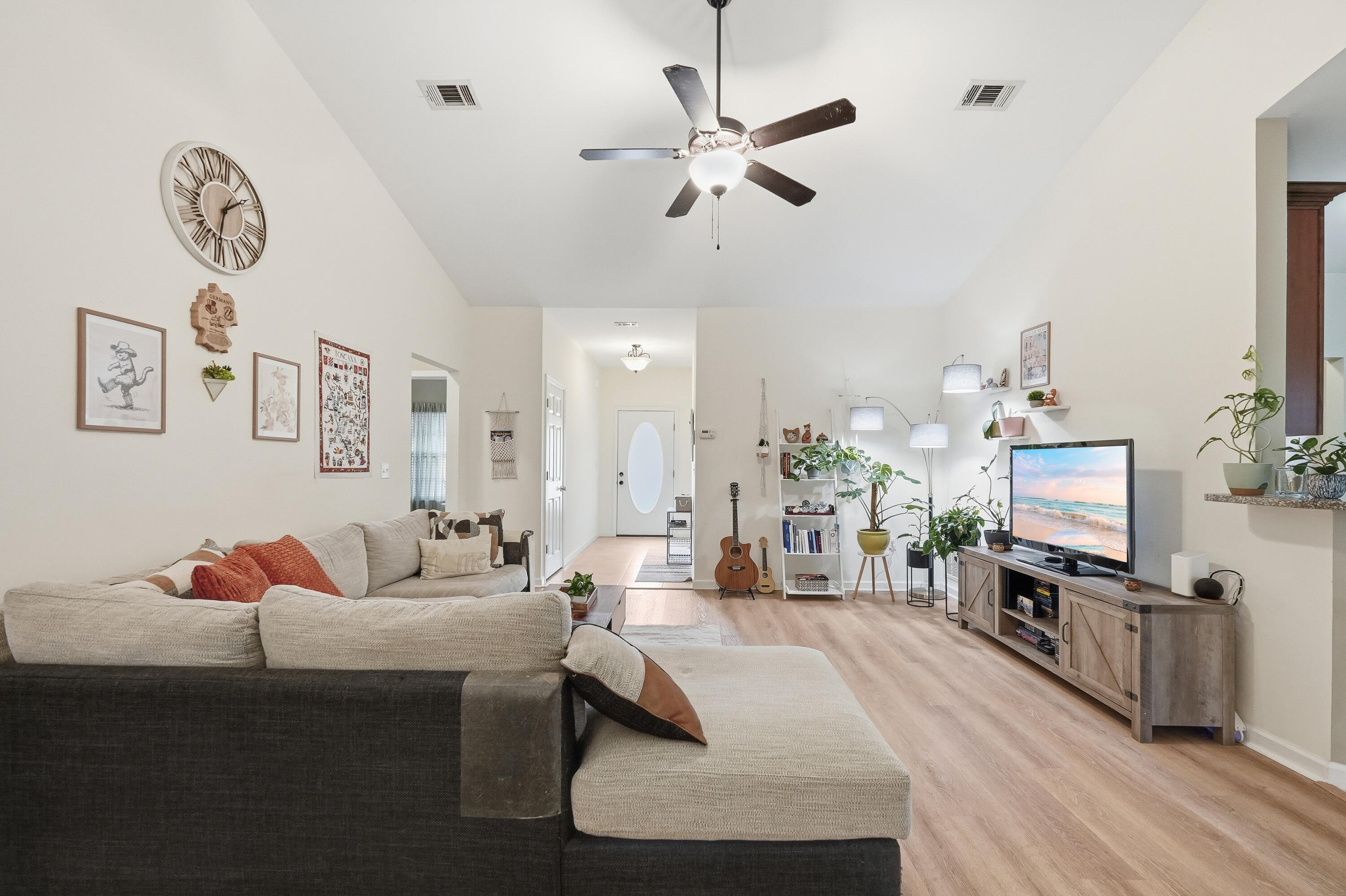 VALPARAISO PINECREST 6 - Residential