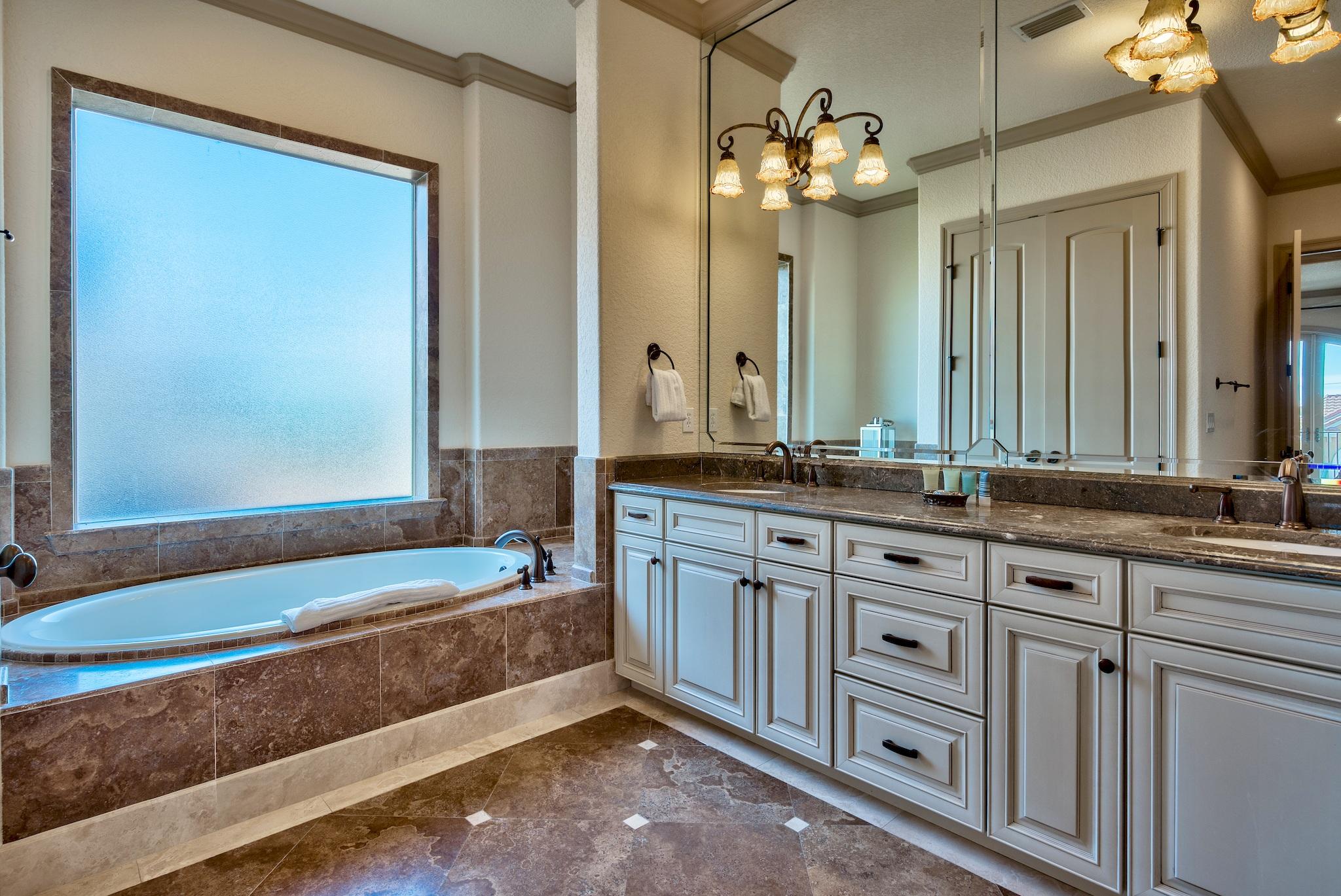 AVALON BEACH ESTATES - Residential