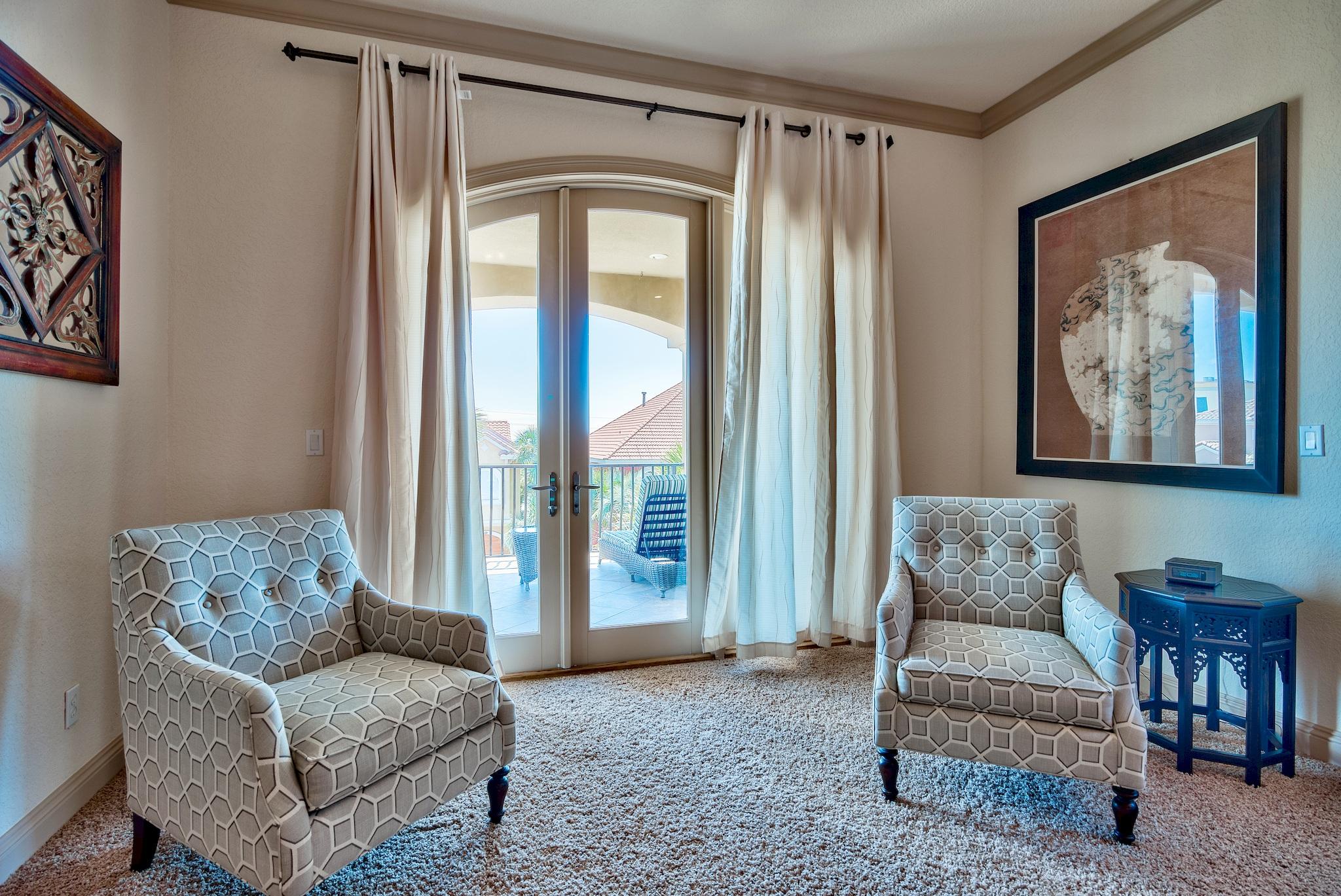 AVALON BEACH ESTATES - Residential