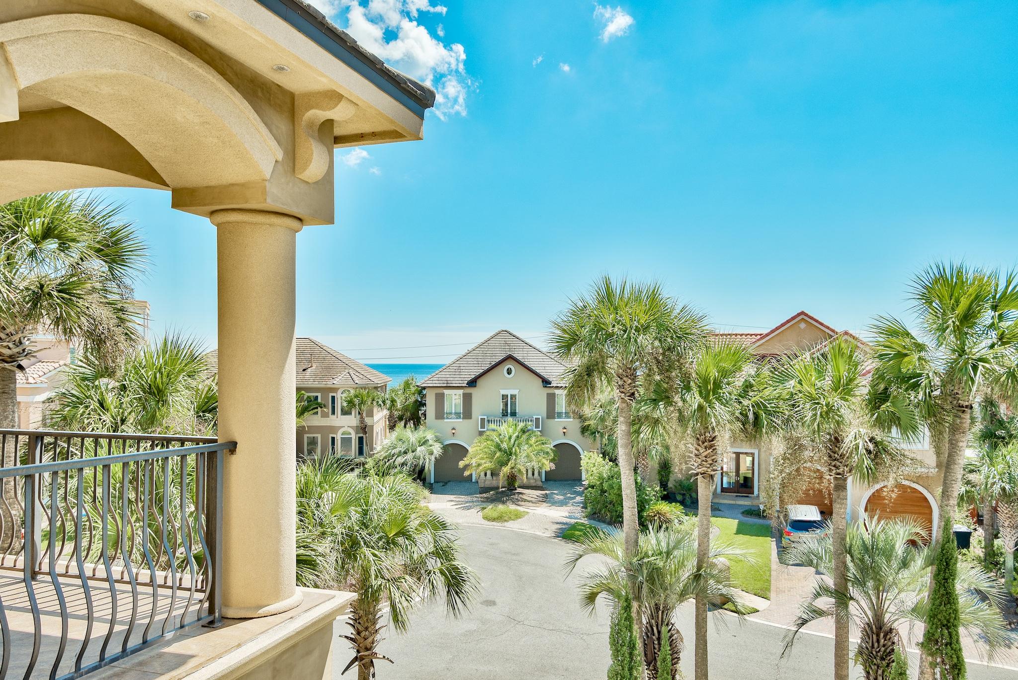 AVALON BEACH ESTATES - Residential