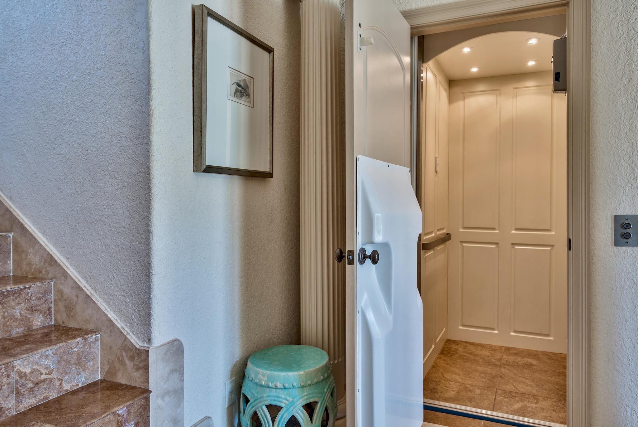 AVALON BEACH ESTATES - Residential