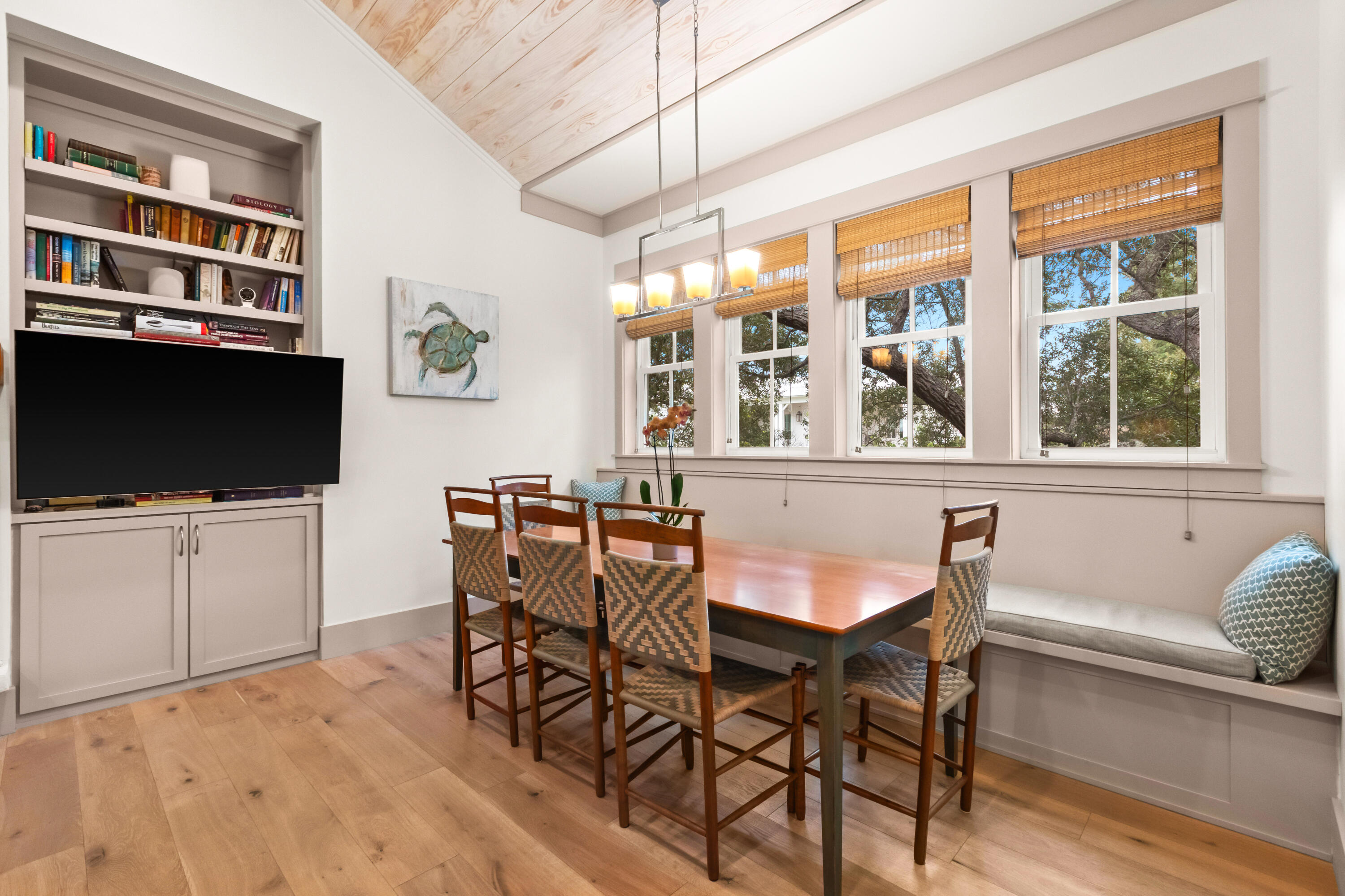 SEABREEZE FOREST - Residential