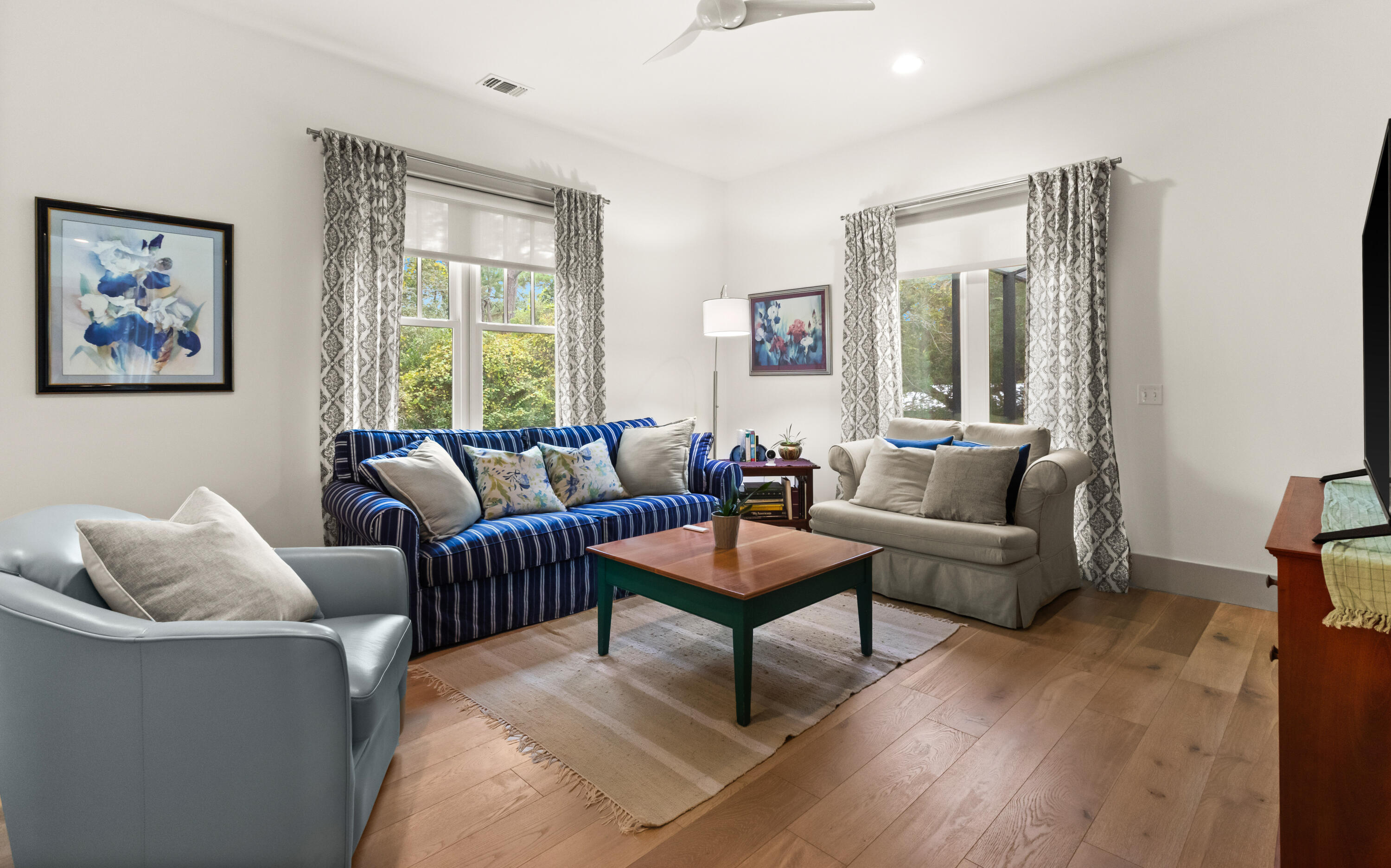 SEABREEZE FOREST - Residential