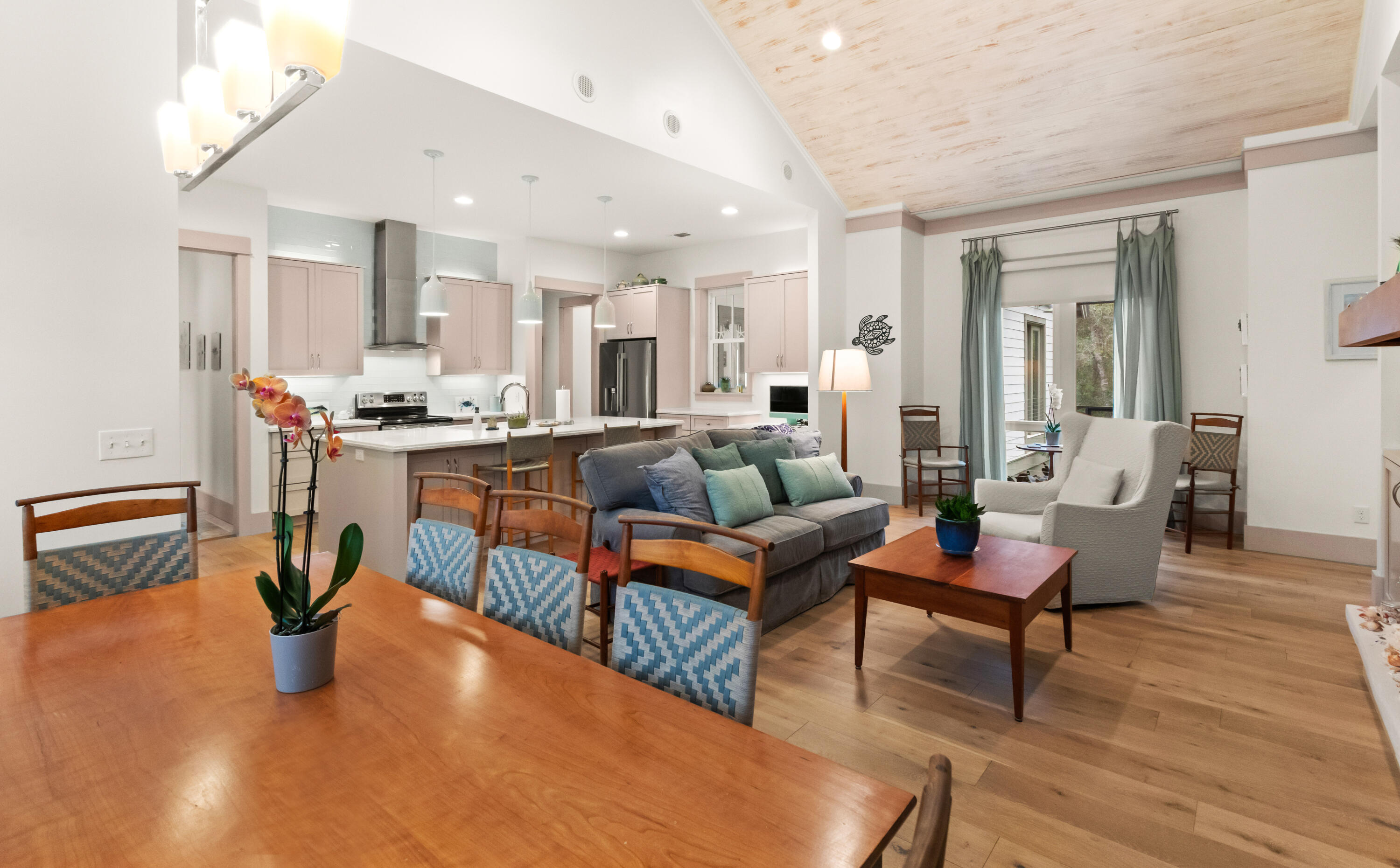 SEABREEZE FOREST - Residential