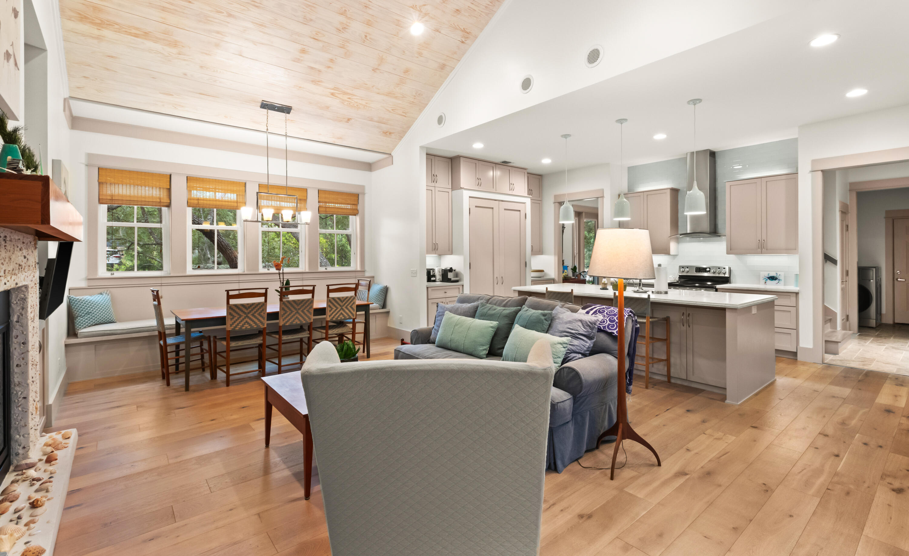 SEABREEZE FOREST - Residential