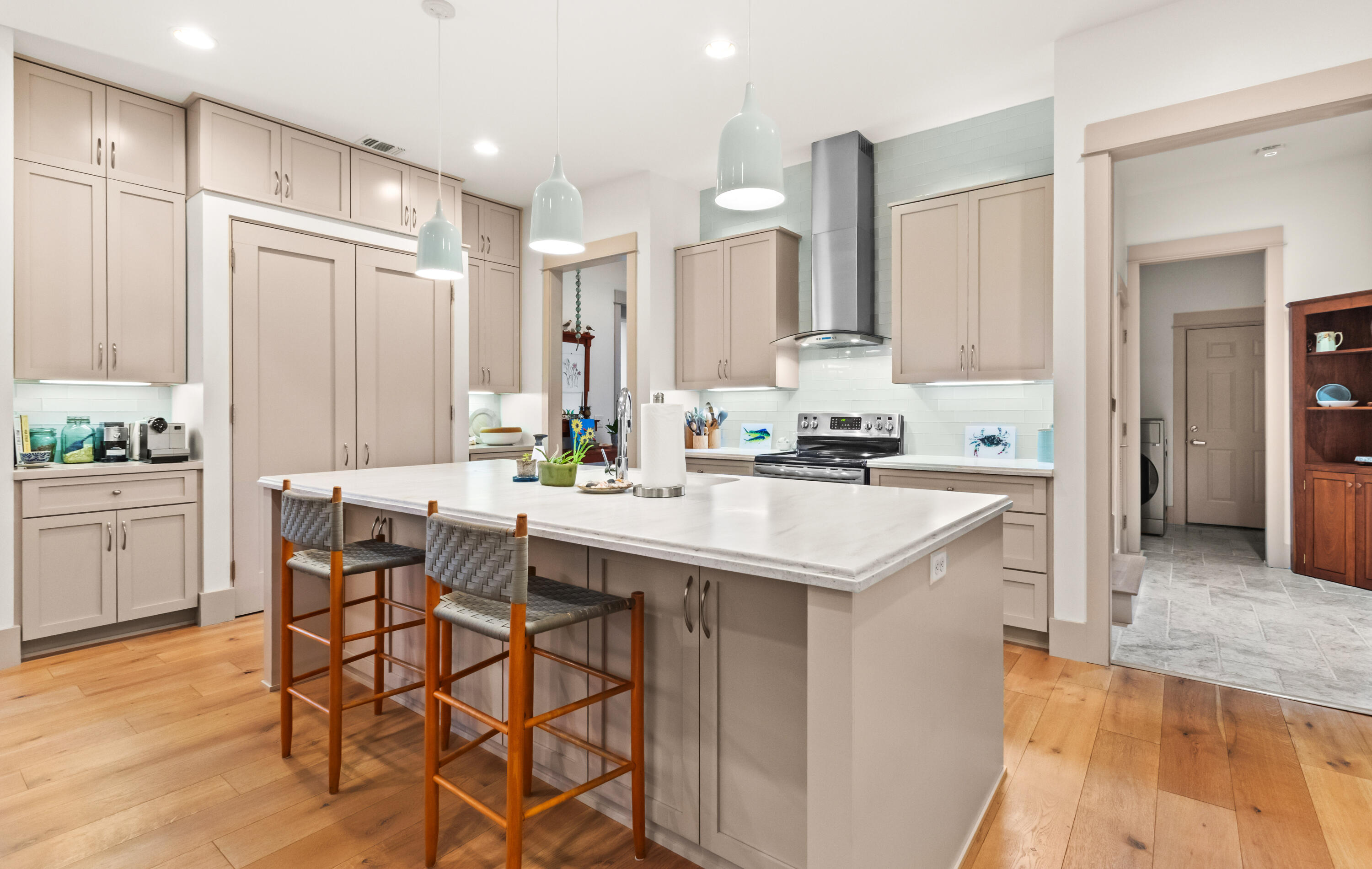 SEABREEZE FOREST - Residential