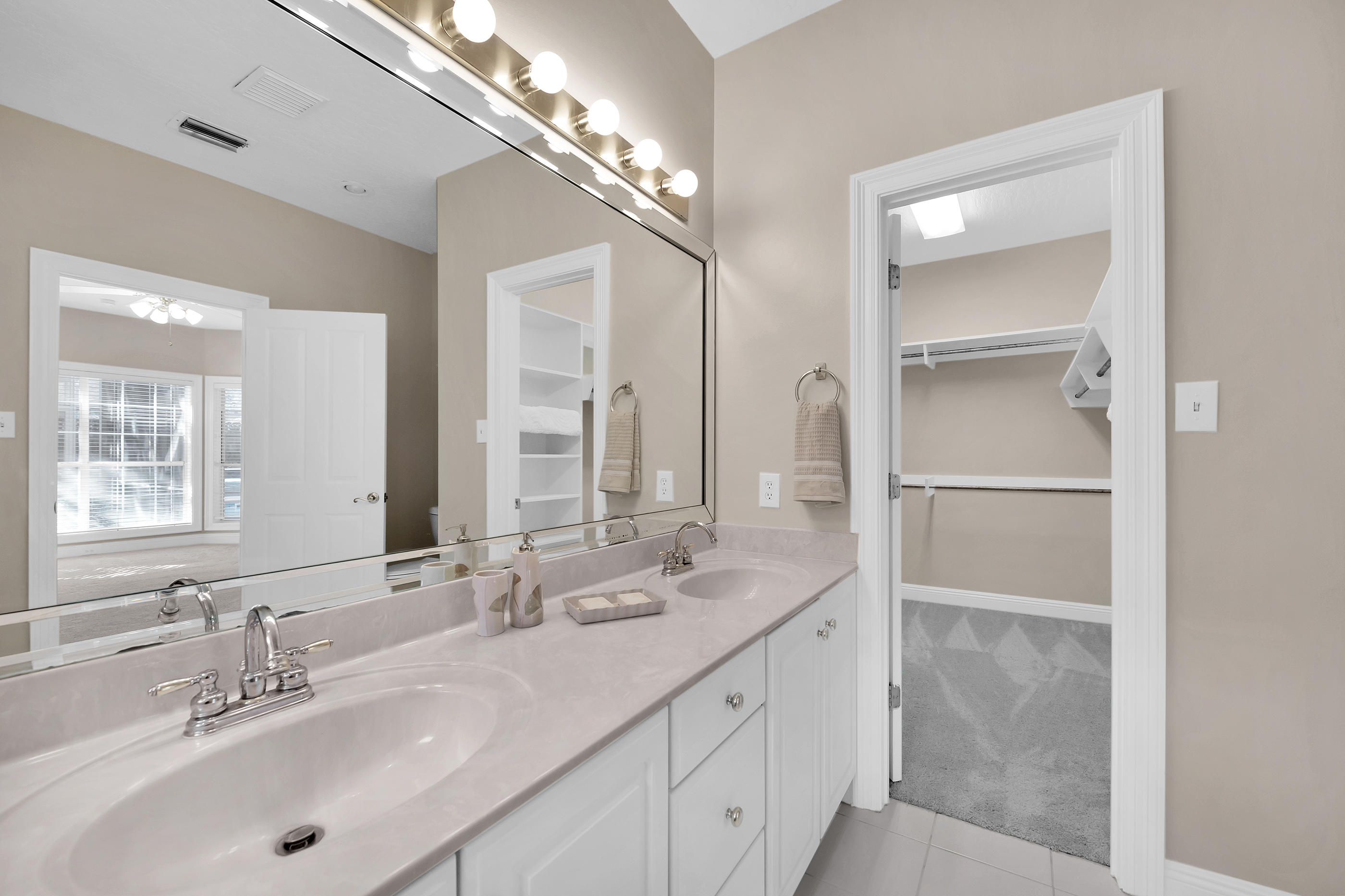 PALM SHORES FIRST ADDN - Residential