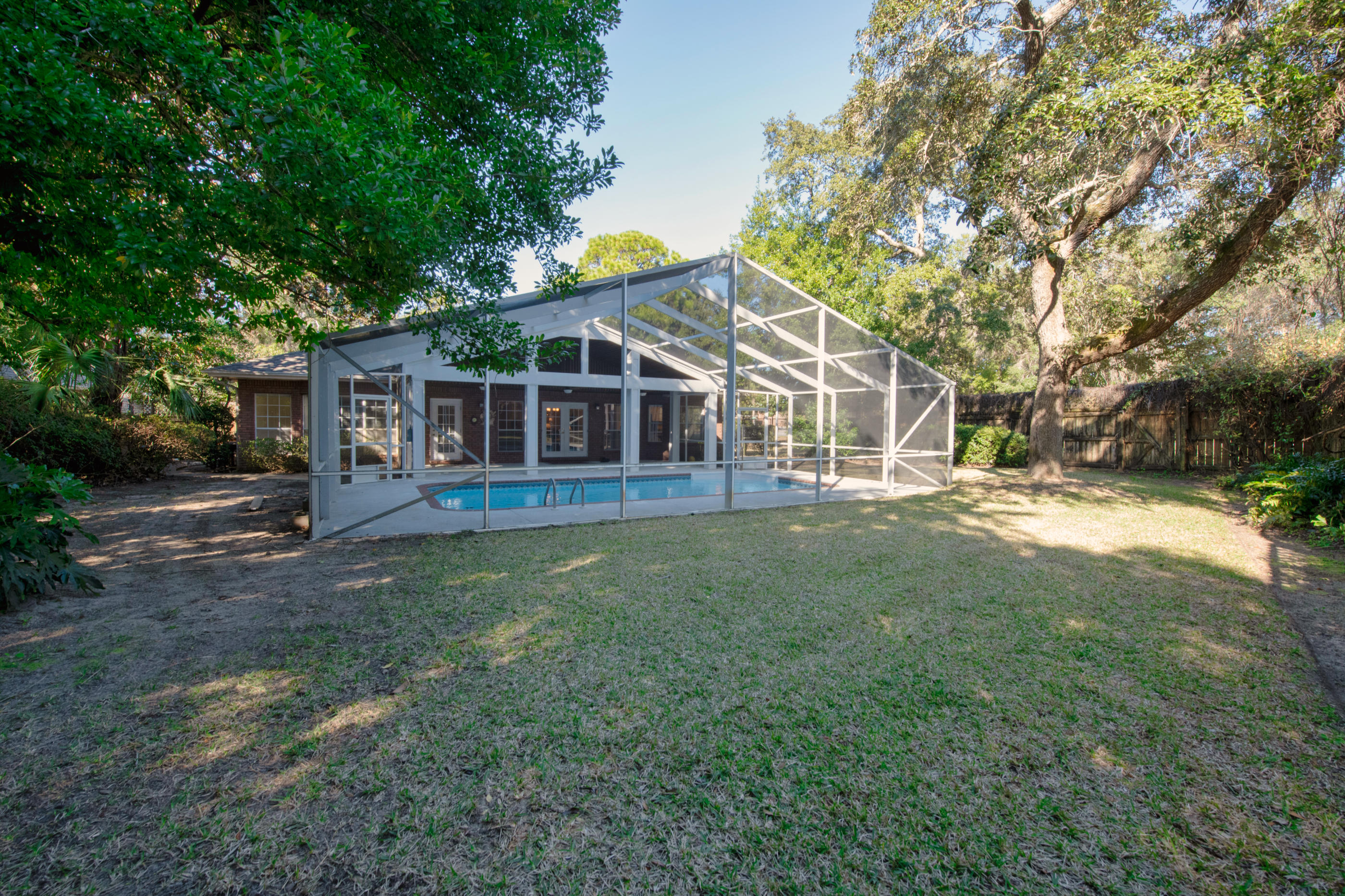 PALM SHORES FIRST ADDN - Residential