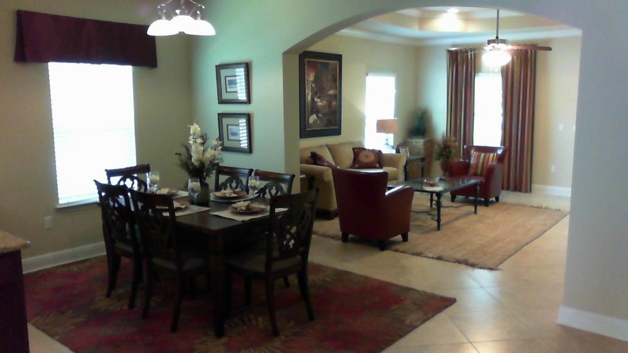 LAGRANGE LANDING - Residential