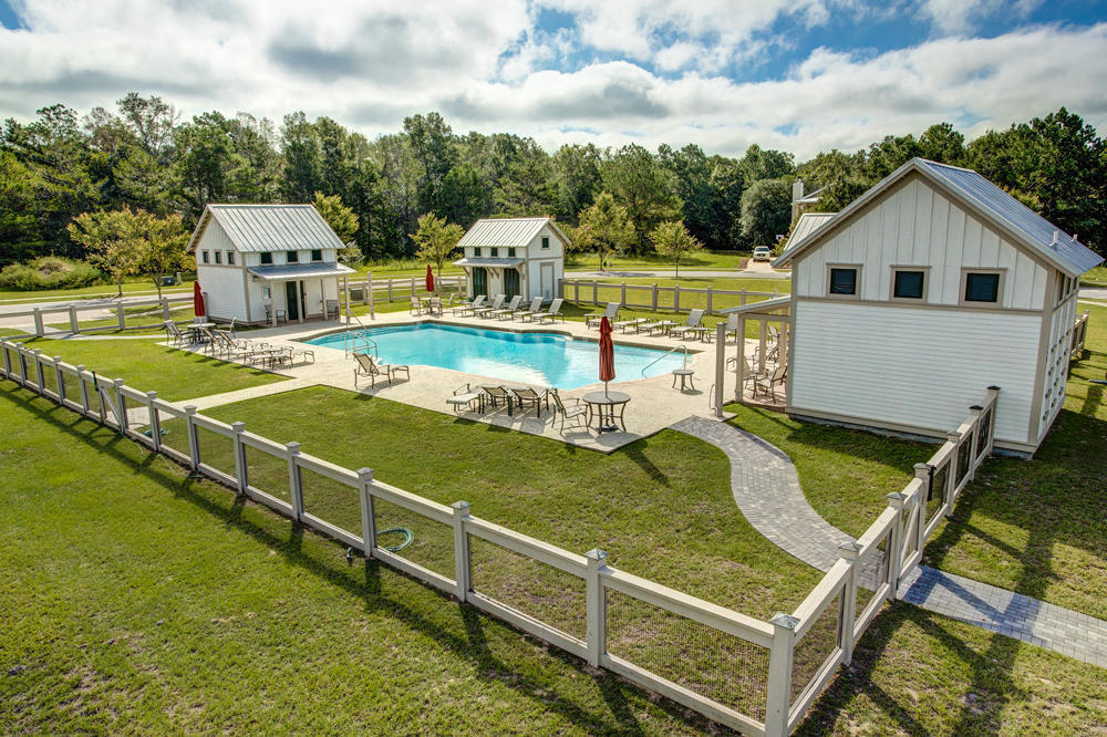 LAGRANGE LANDING - Residential