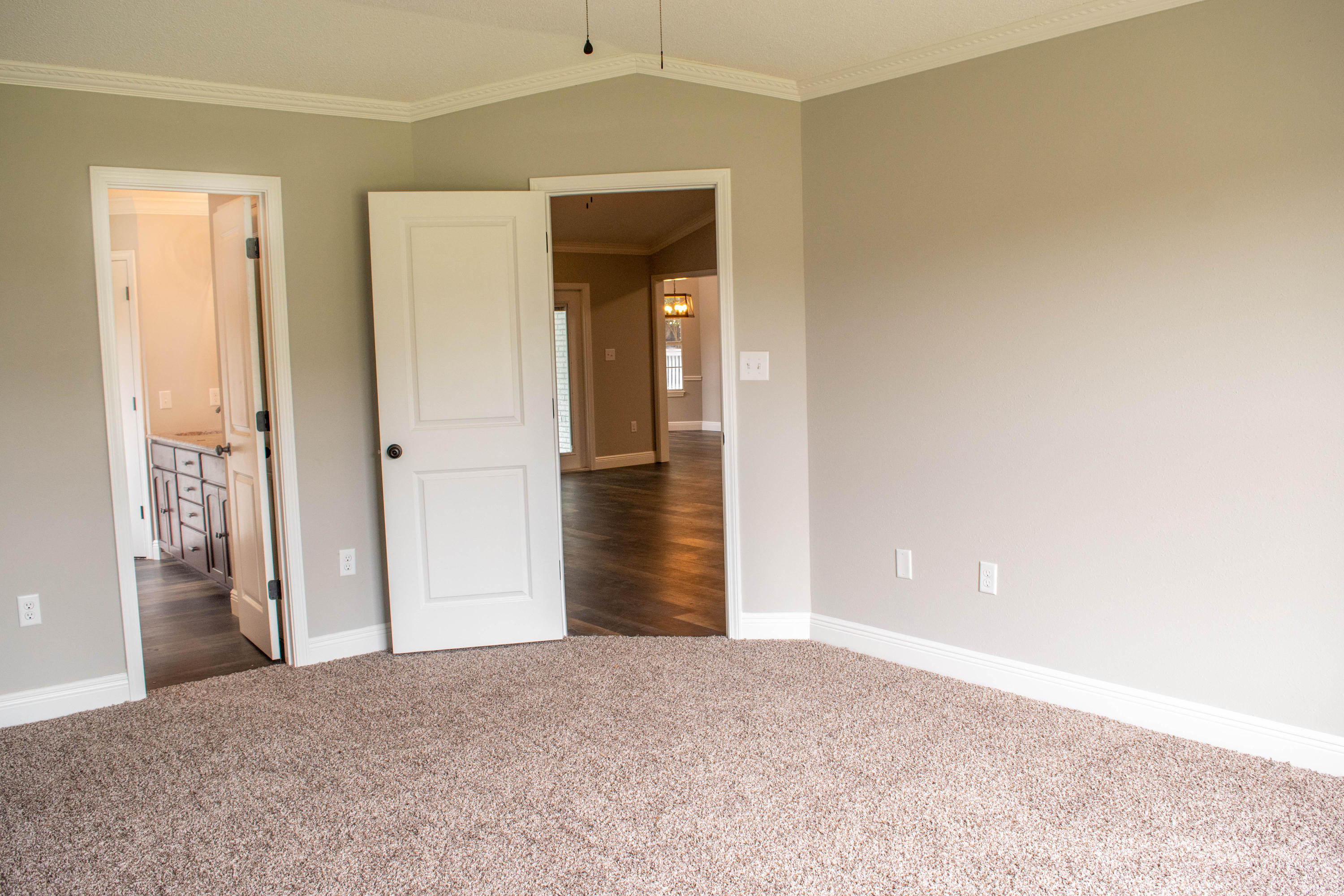 COUNTRY BREEZE ESTATES - Residential