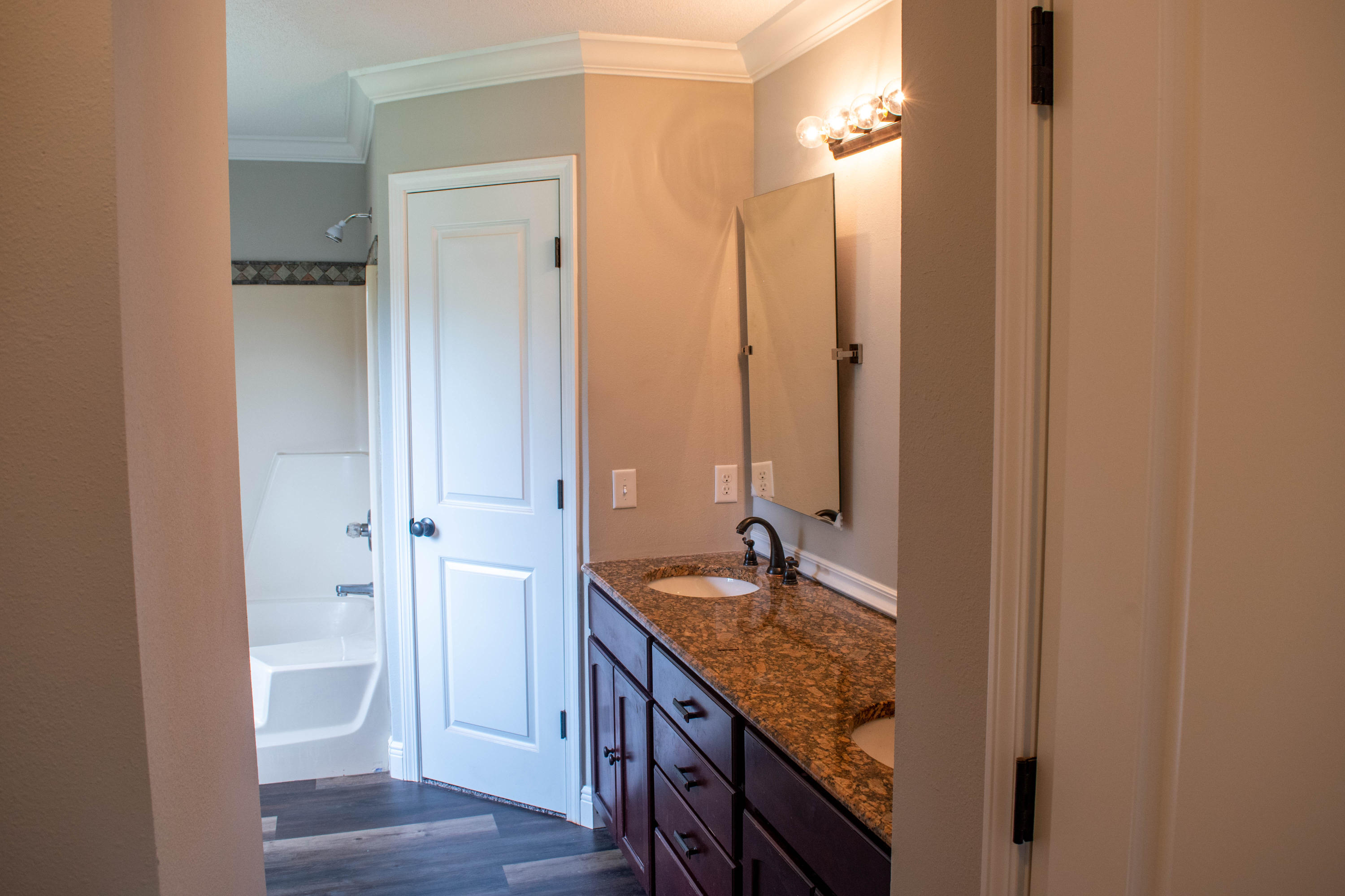 COUNTRY BREEZE ESTATES - Residential