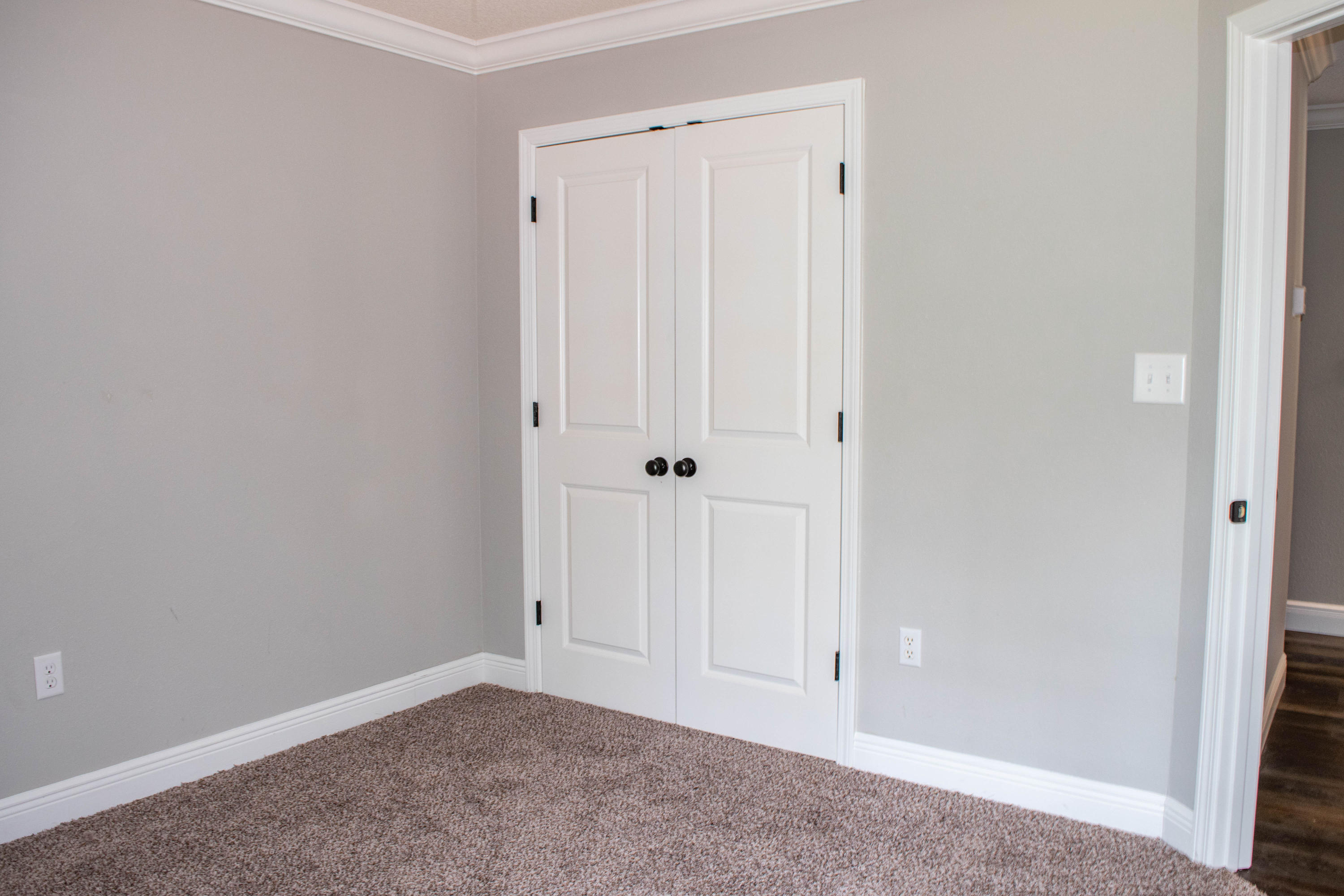 COUNTRY BREEZE ESTATES - Residential