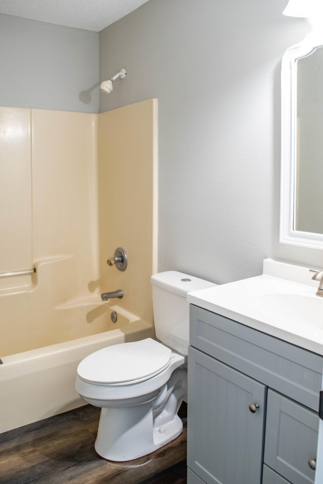 COUNTRY BREEZE ESTATES - Residential