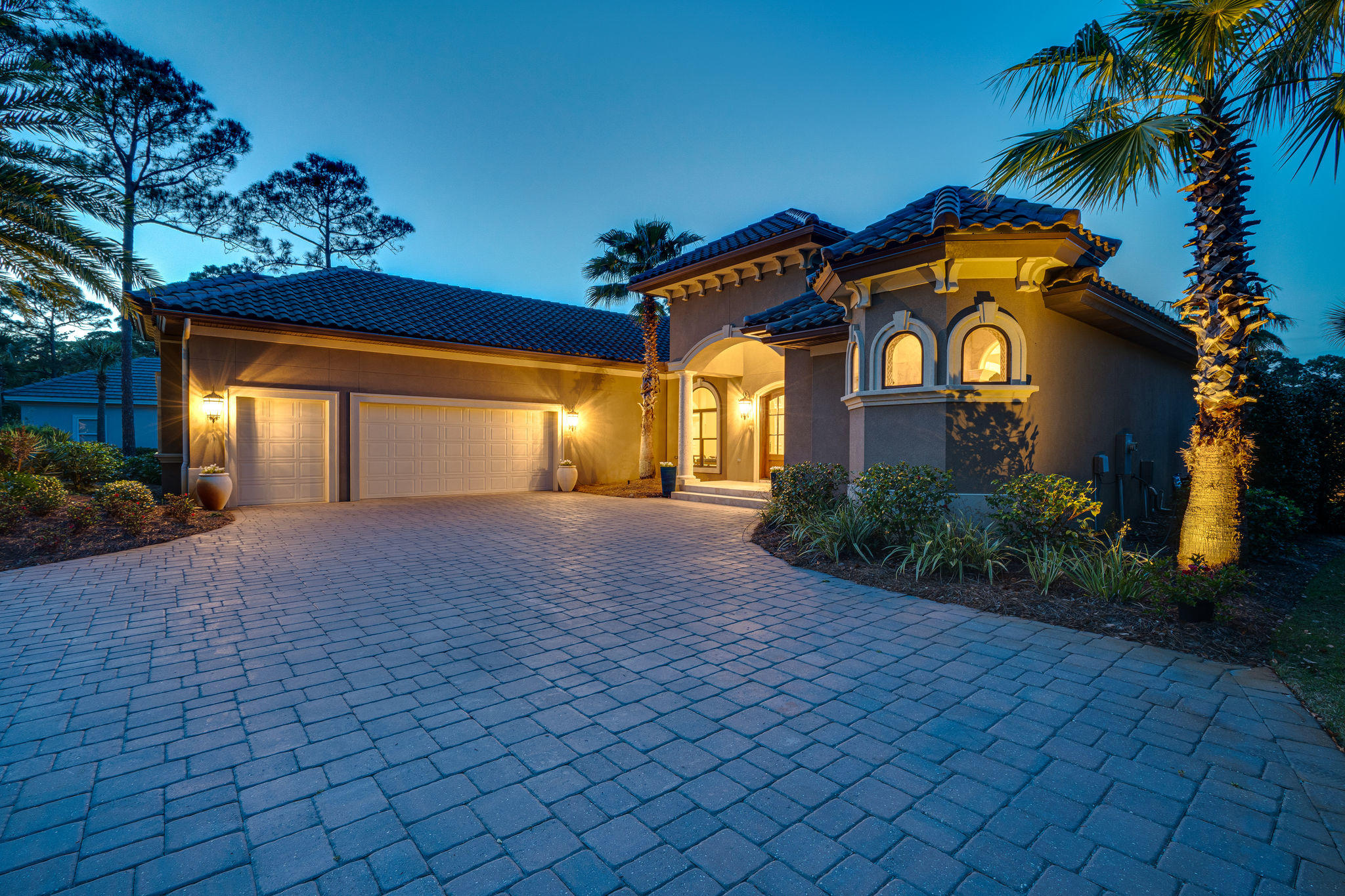 BURNT PINE - Residential