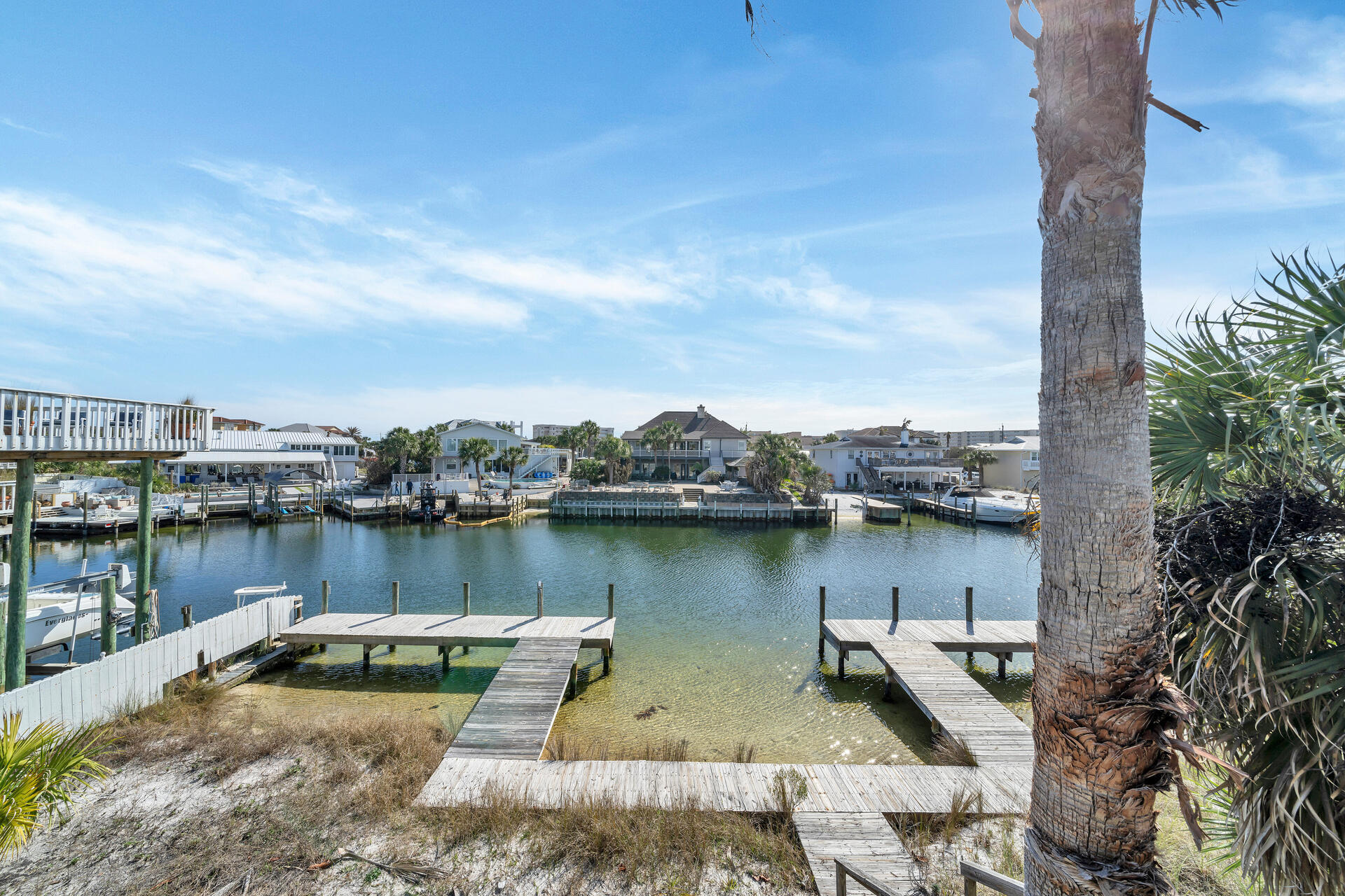 HOLIDAY ISLE - Residential
