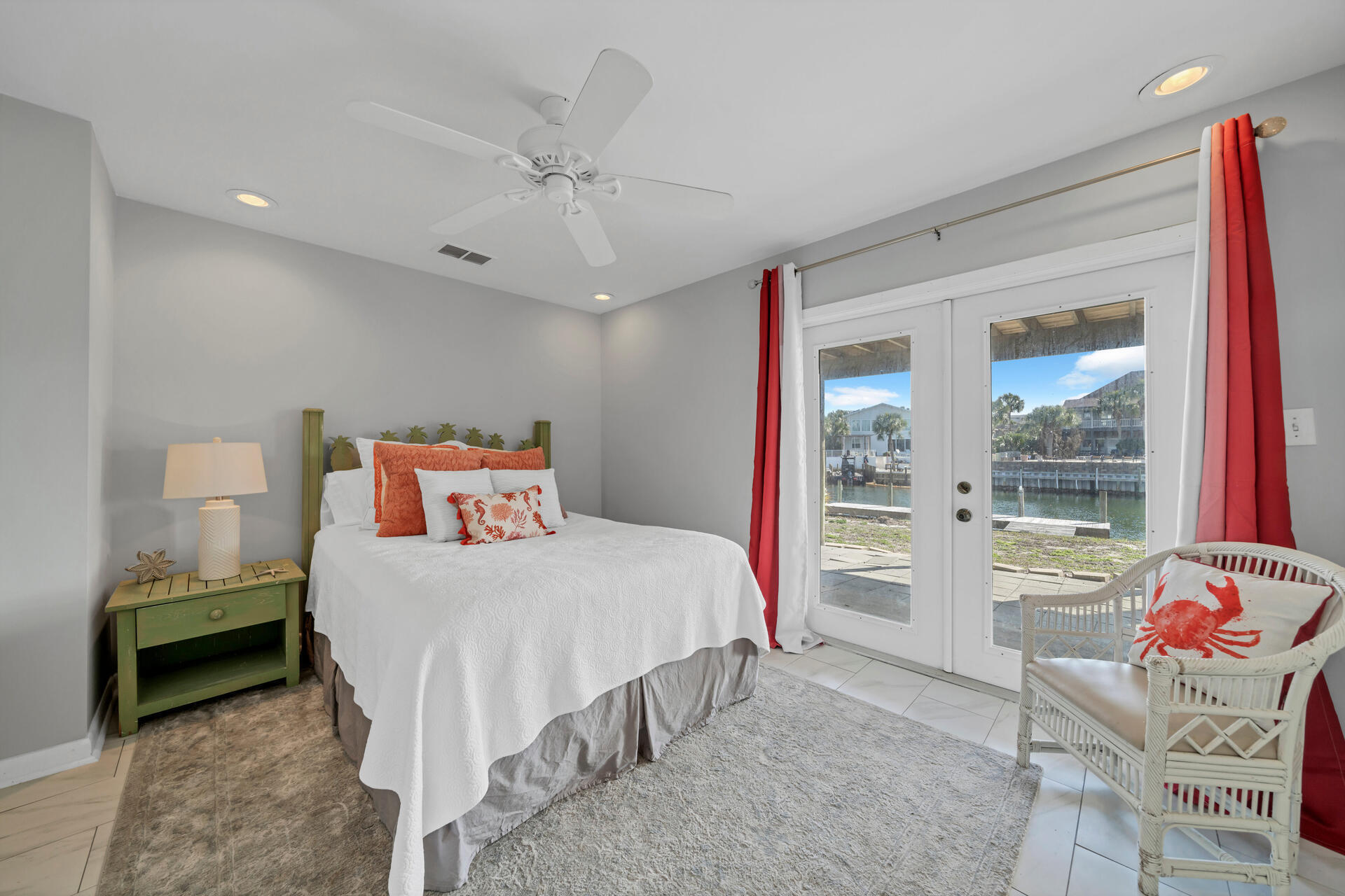 HOLIDAY ISLE - Residential