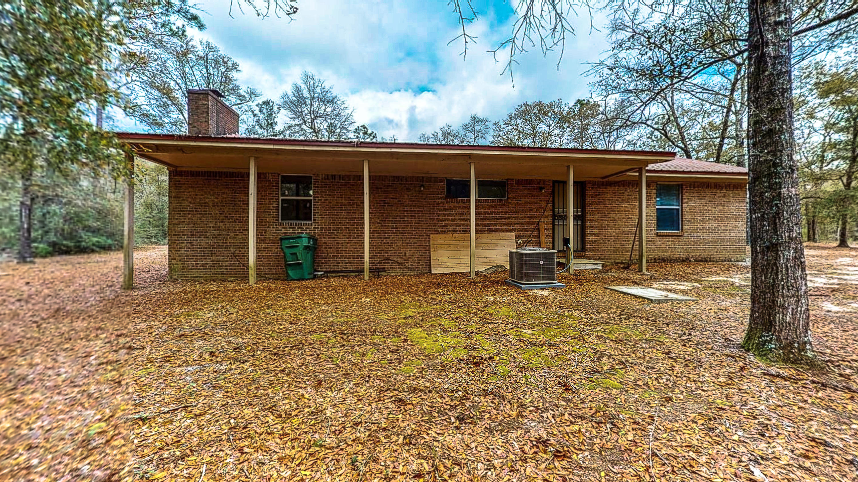 METES & BOUNDS - Residential Lease