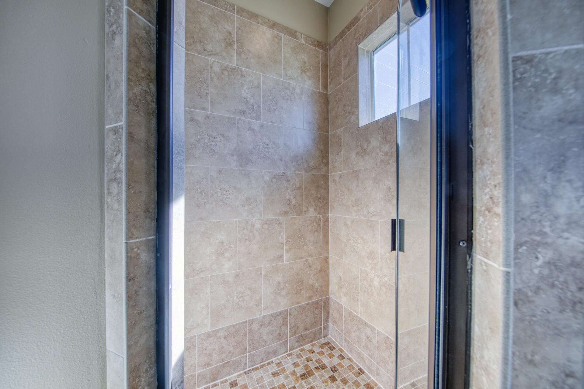 LEISURE BAY - Residential