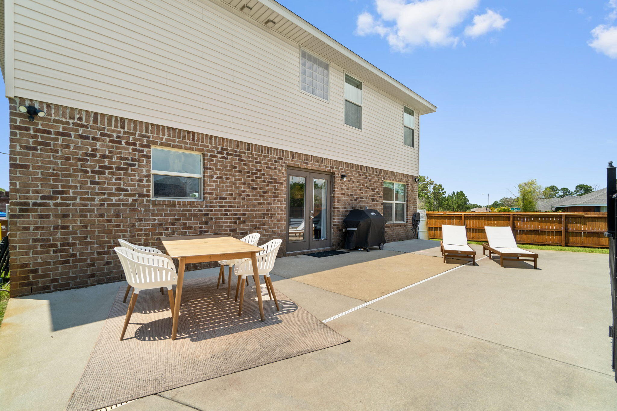 CREETWOOD VILLAGE - Residential