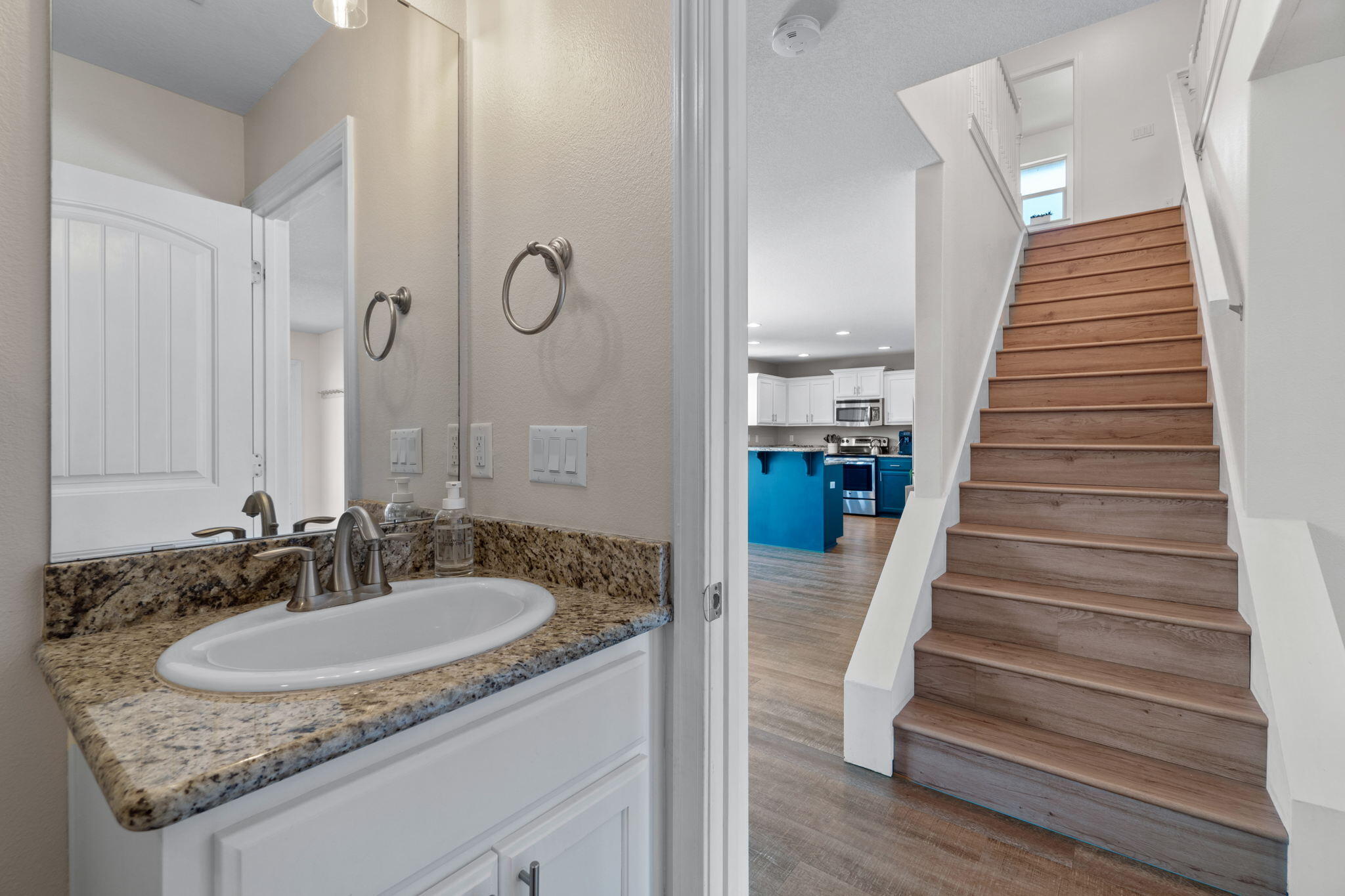 CREETWOOD VILLAGE - Residential