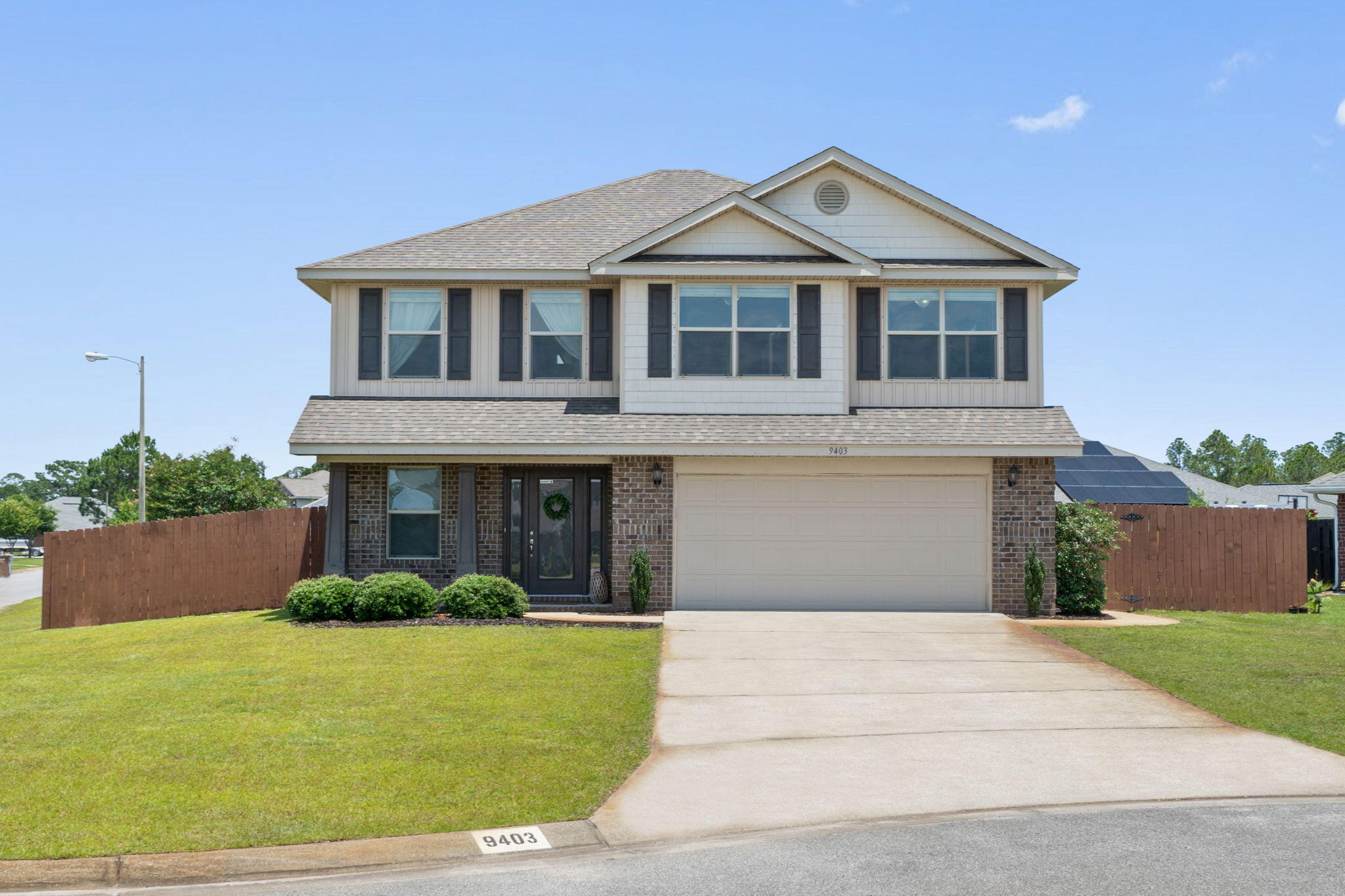 CREETWOOD VILLAGE - Residential