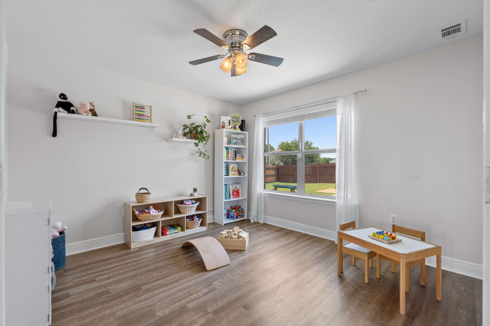 CREETWOOD VILLAGE - Residential