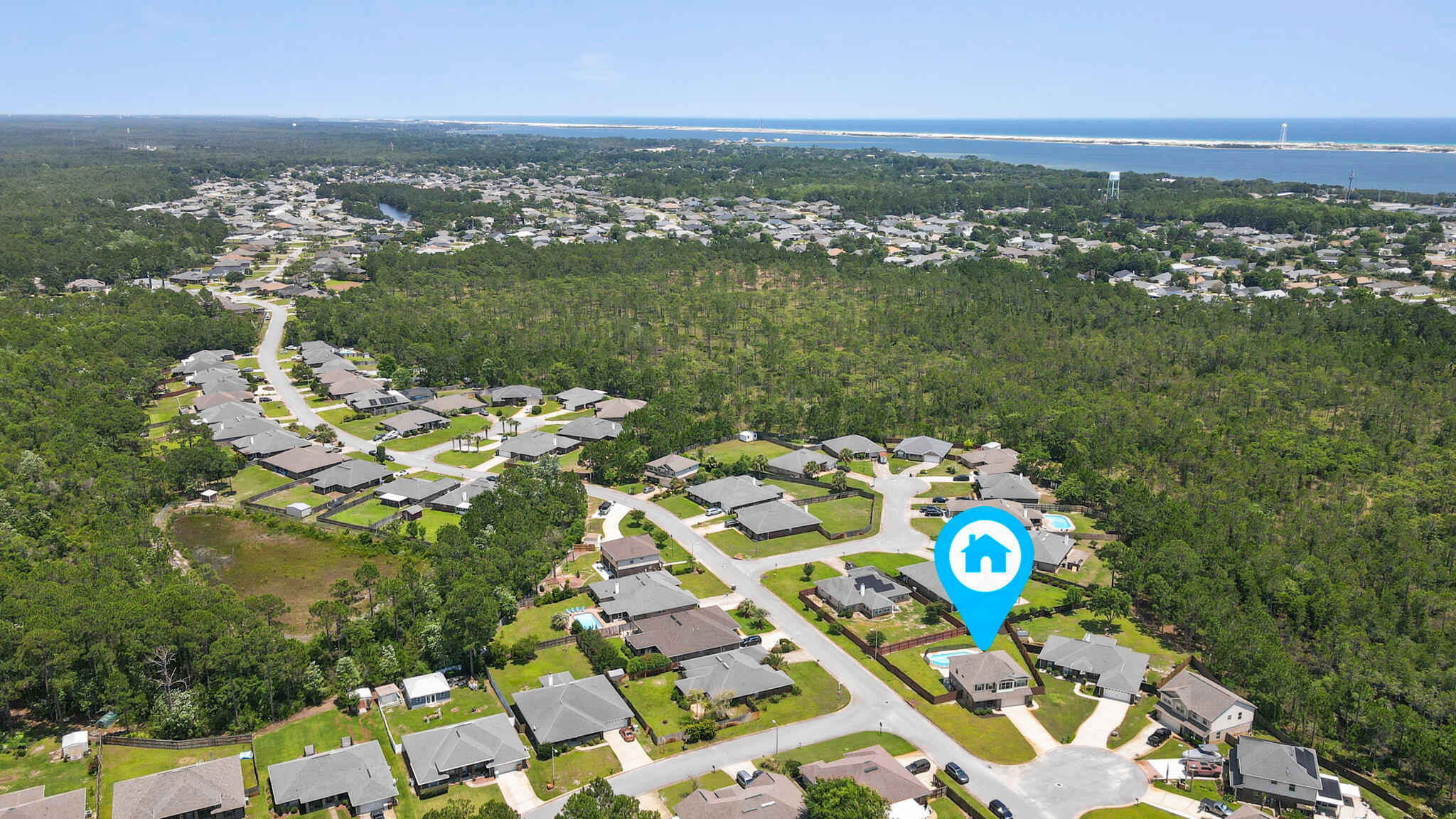 CREETWOOD VILLAGE - Residential