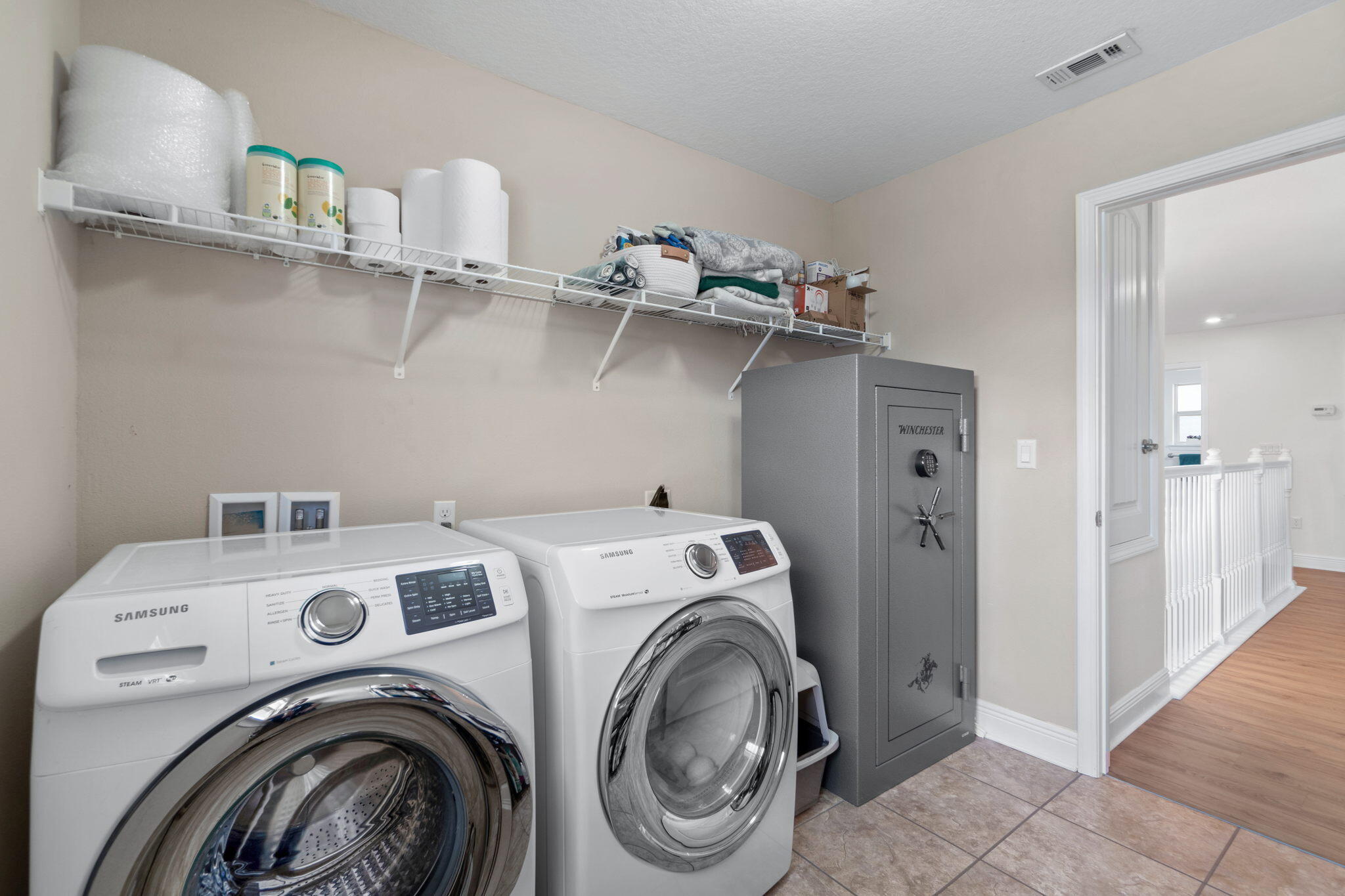 CREETWOOD VILLAGE - Residential