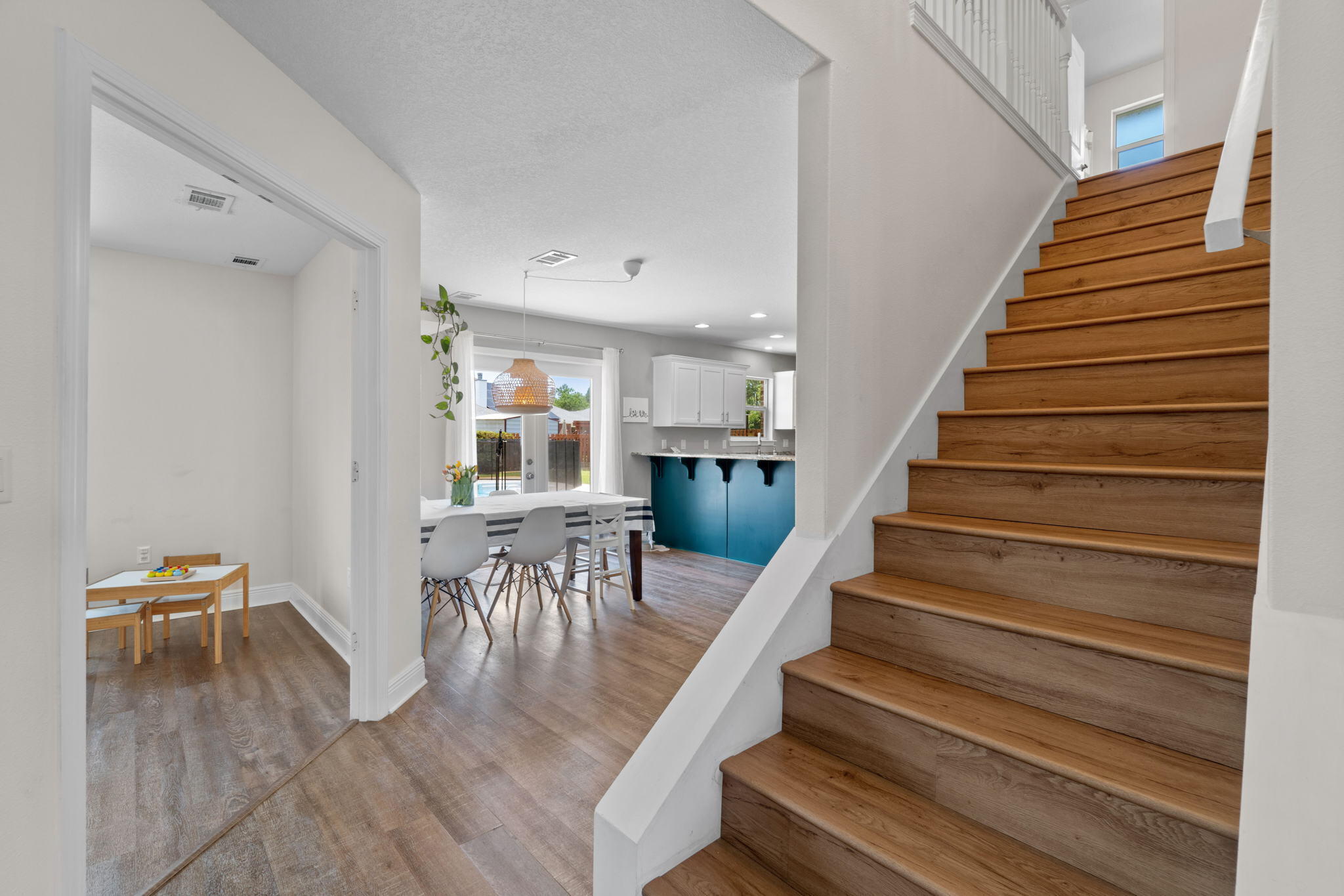 CREETWOOD VILLAGE - Residential