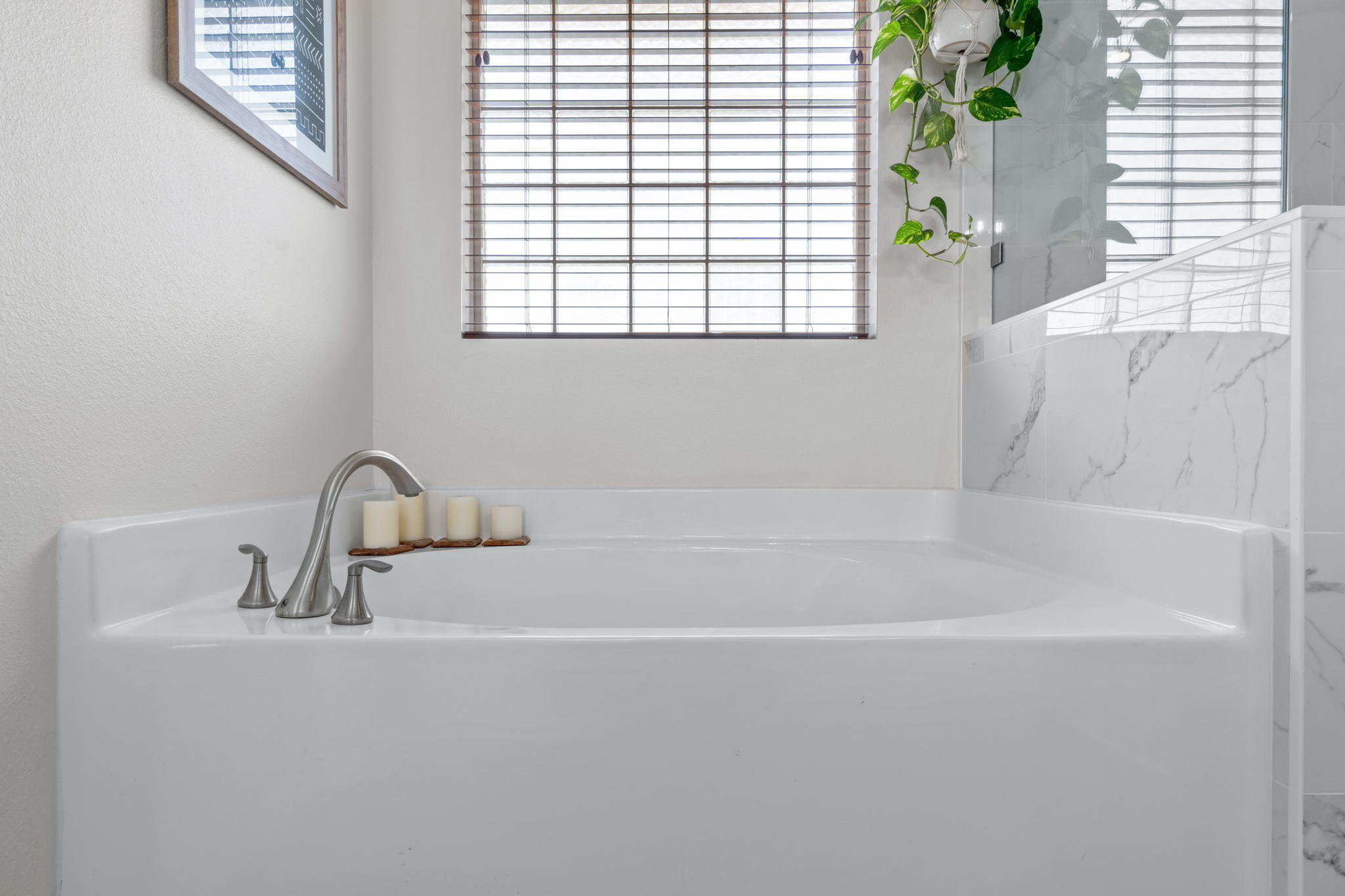 CREETWOOD VILLAGE - Residential