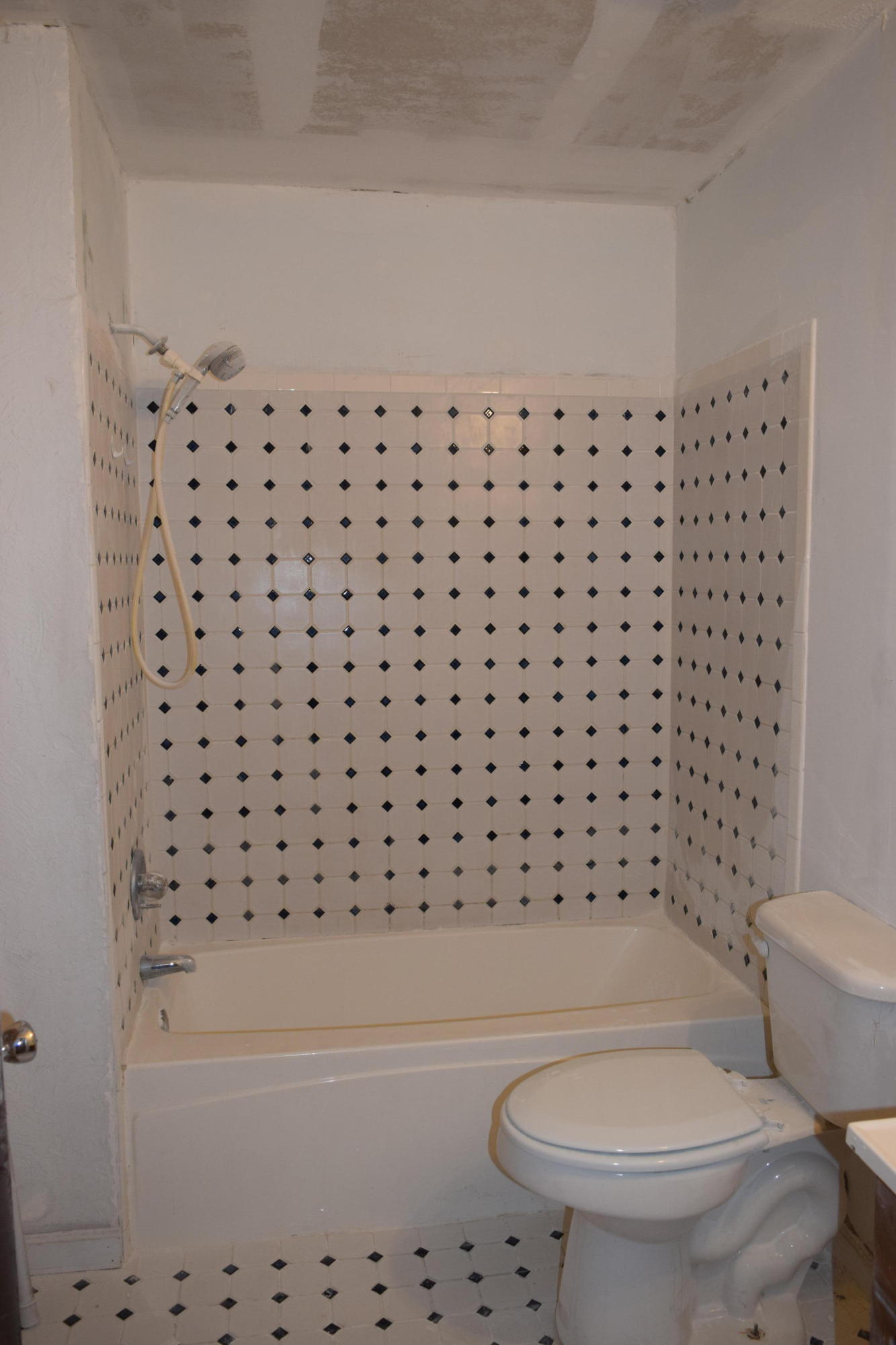 COUNTRY OAKS ESTATES PH 2 - Residential