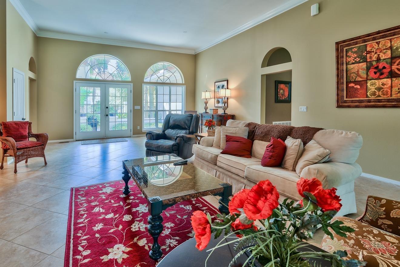 TIVOLI RIDGE - Residential