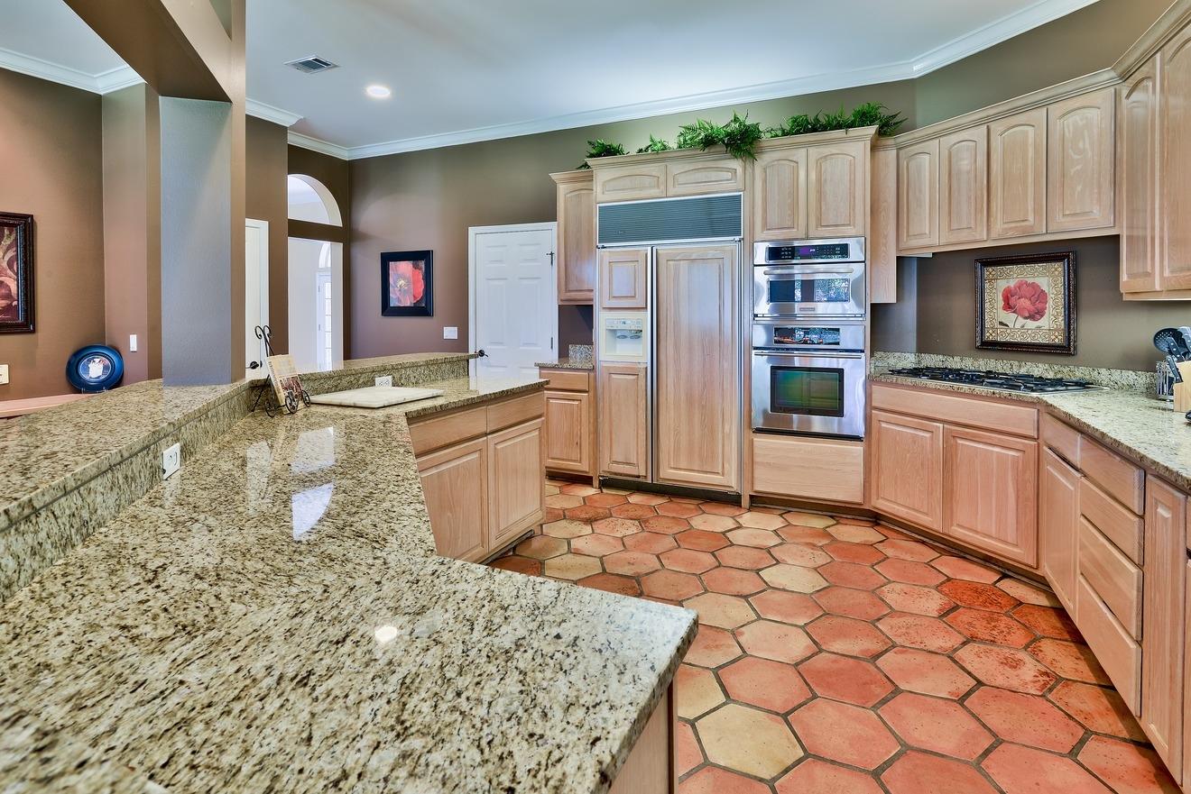 TIVOLI RIDGE - Residential