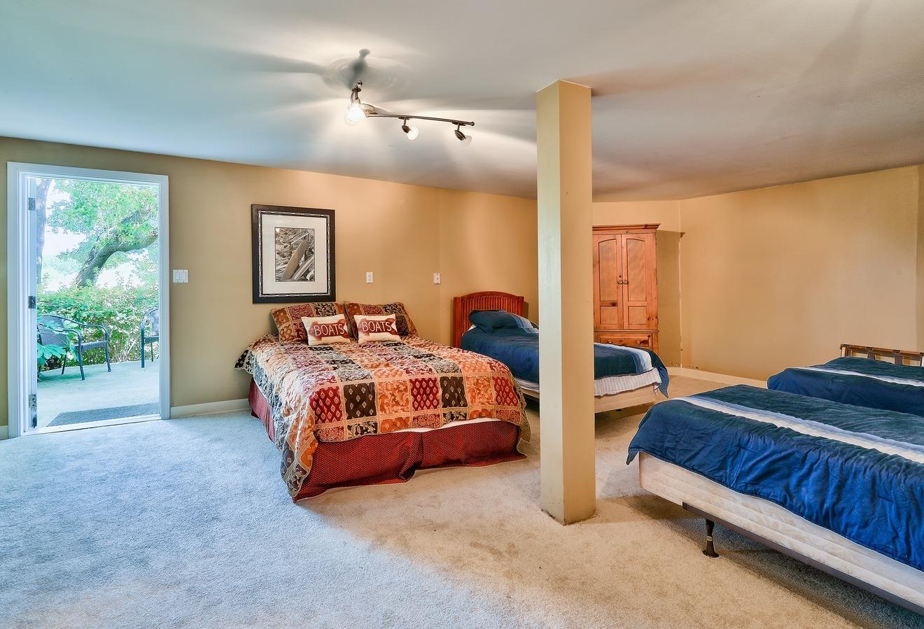 TIVOLI RIDGE - Residential