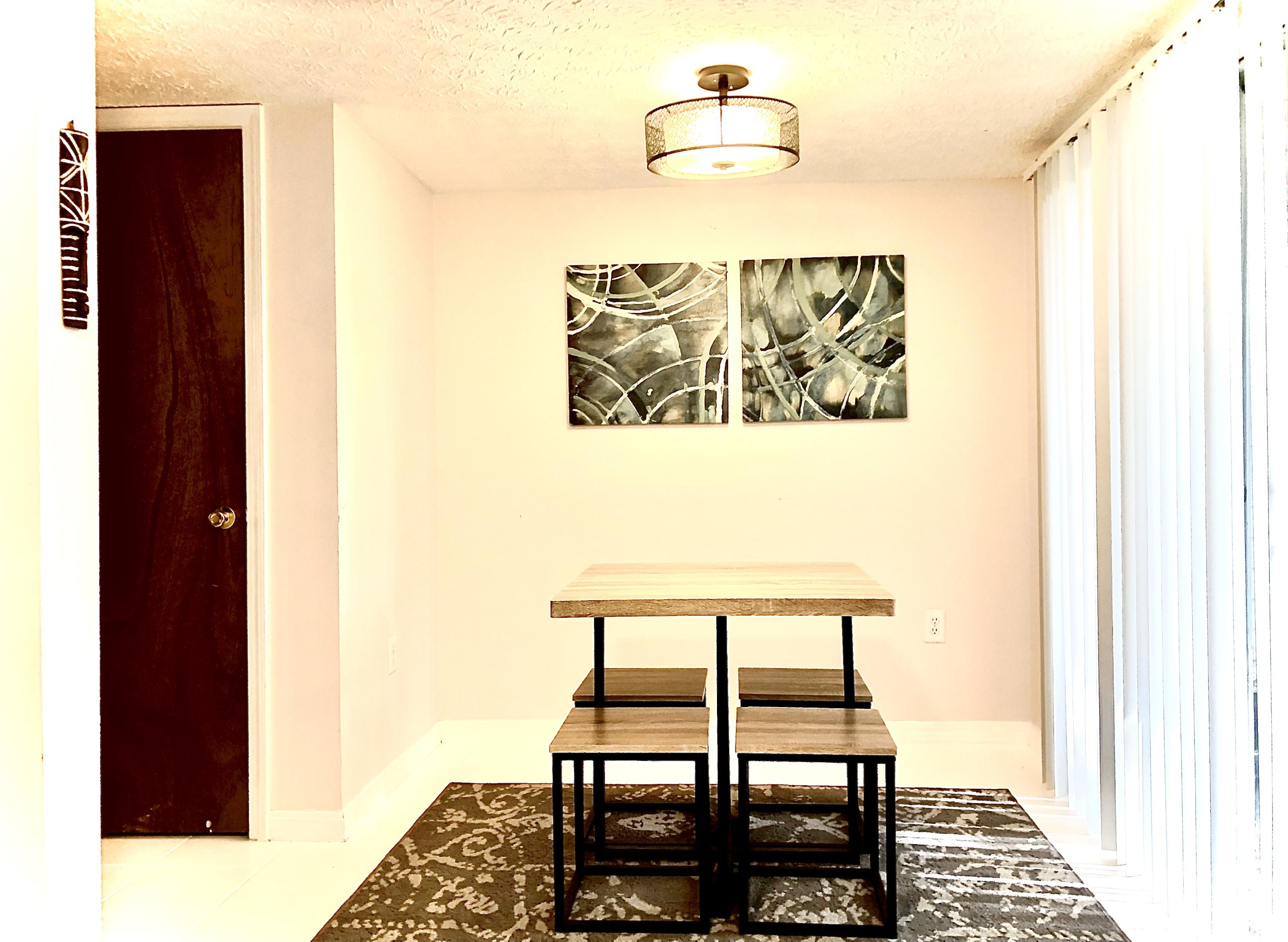 CHATELAINE ESTATES S/D - Residential