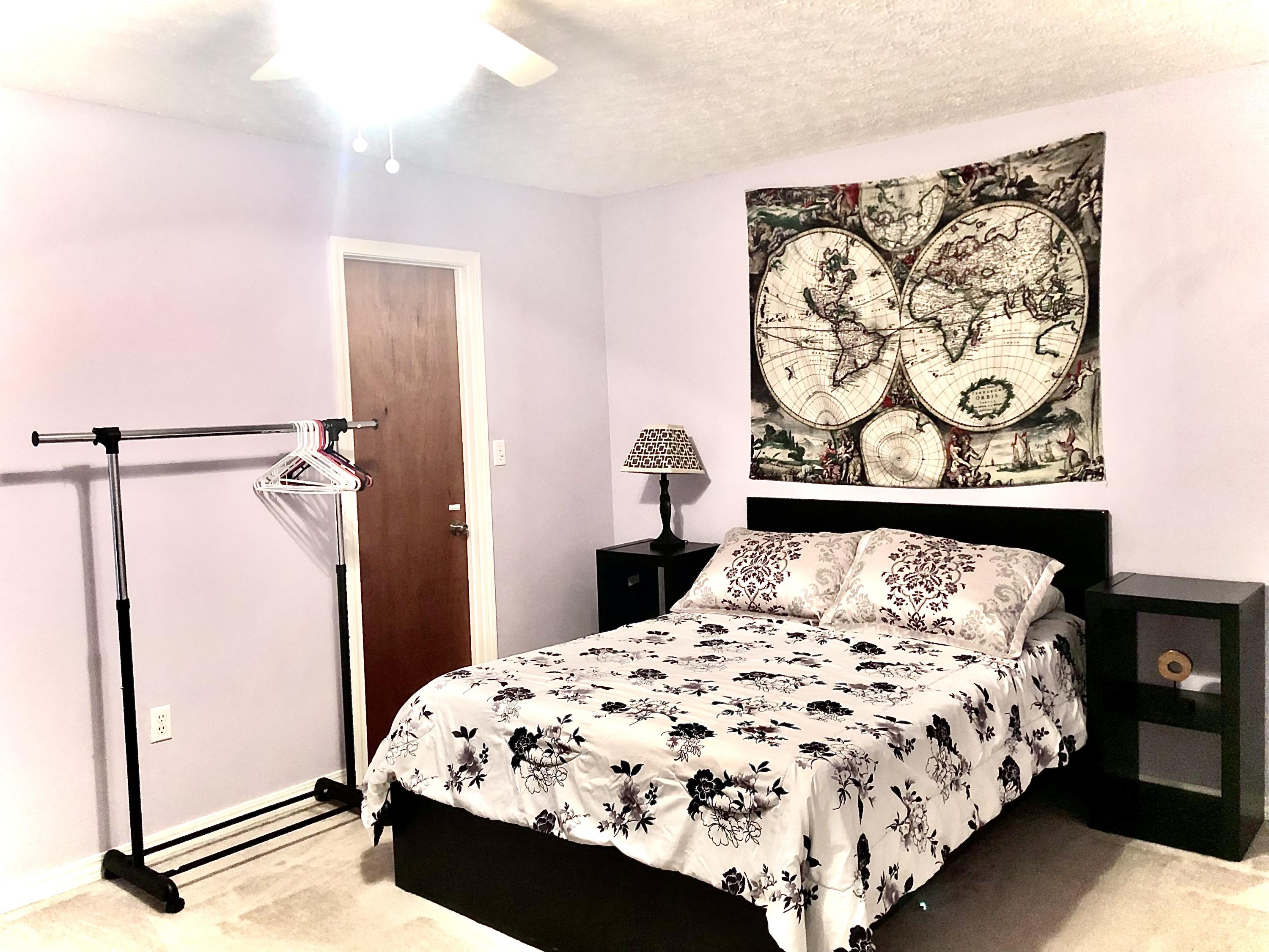 CHATELAINE ESTATES S/D - Residential