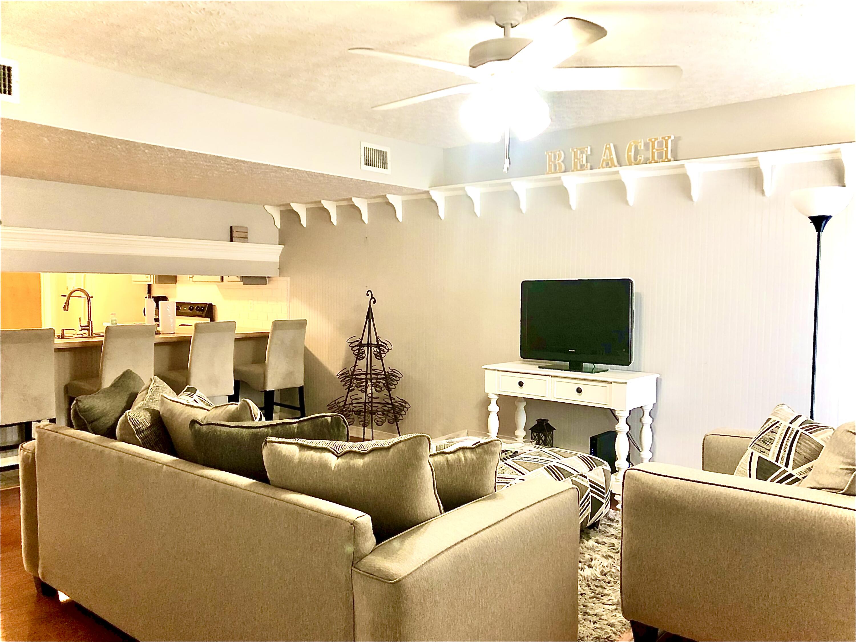 Perfectly located townhome in the heart of Fort Walton Beach. Close to beaches, shopping, schools, and military bases. The home is well maintained and shows well. Come and see it for yourself.