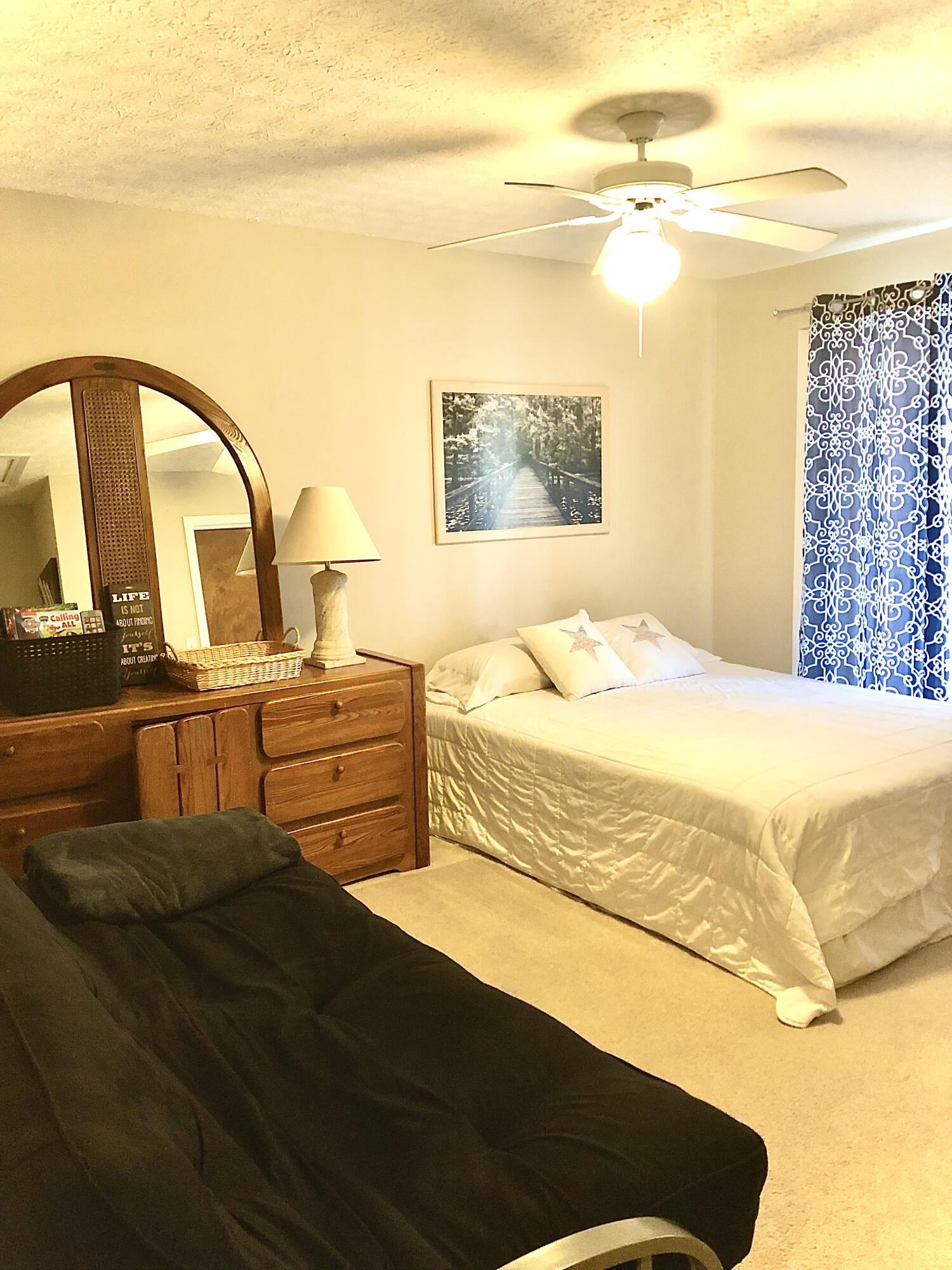 CHATELAINE ESTATES S/D - Residential