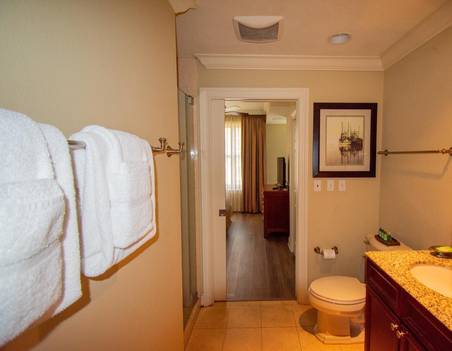 EMERALD GRANDE - Residential