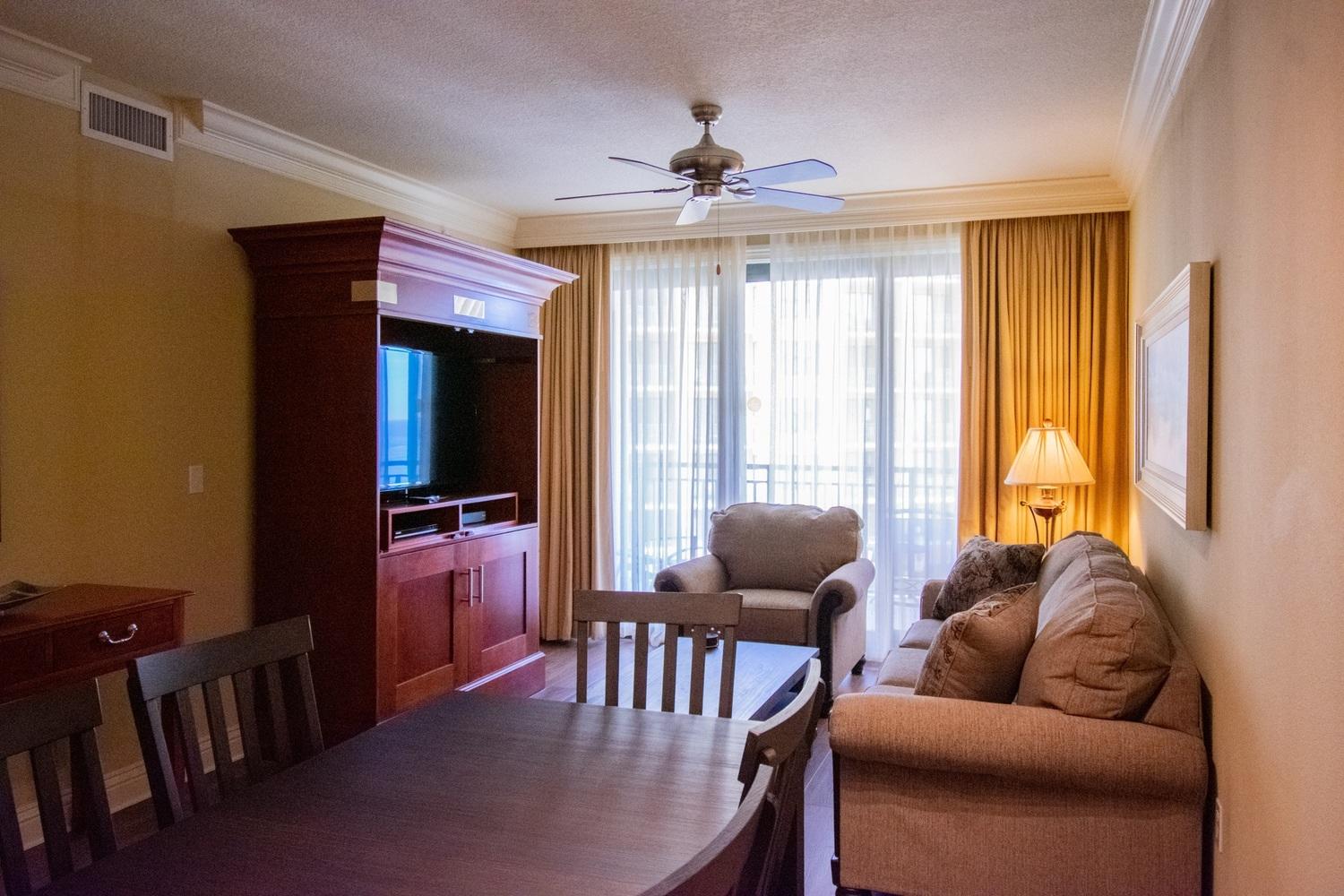 EMERALD GRANDE - Residential