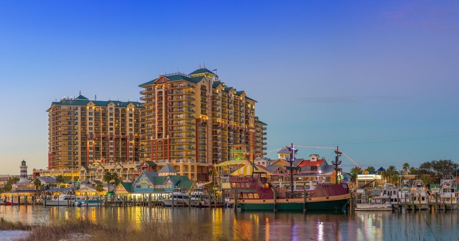 EMERALD GRANDE - Residential