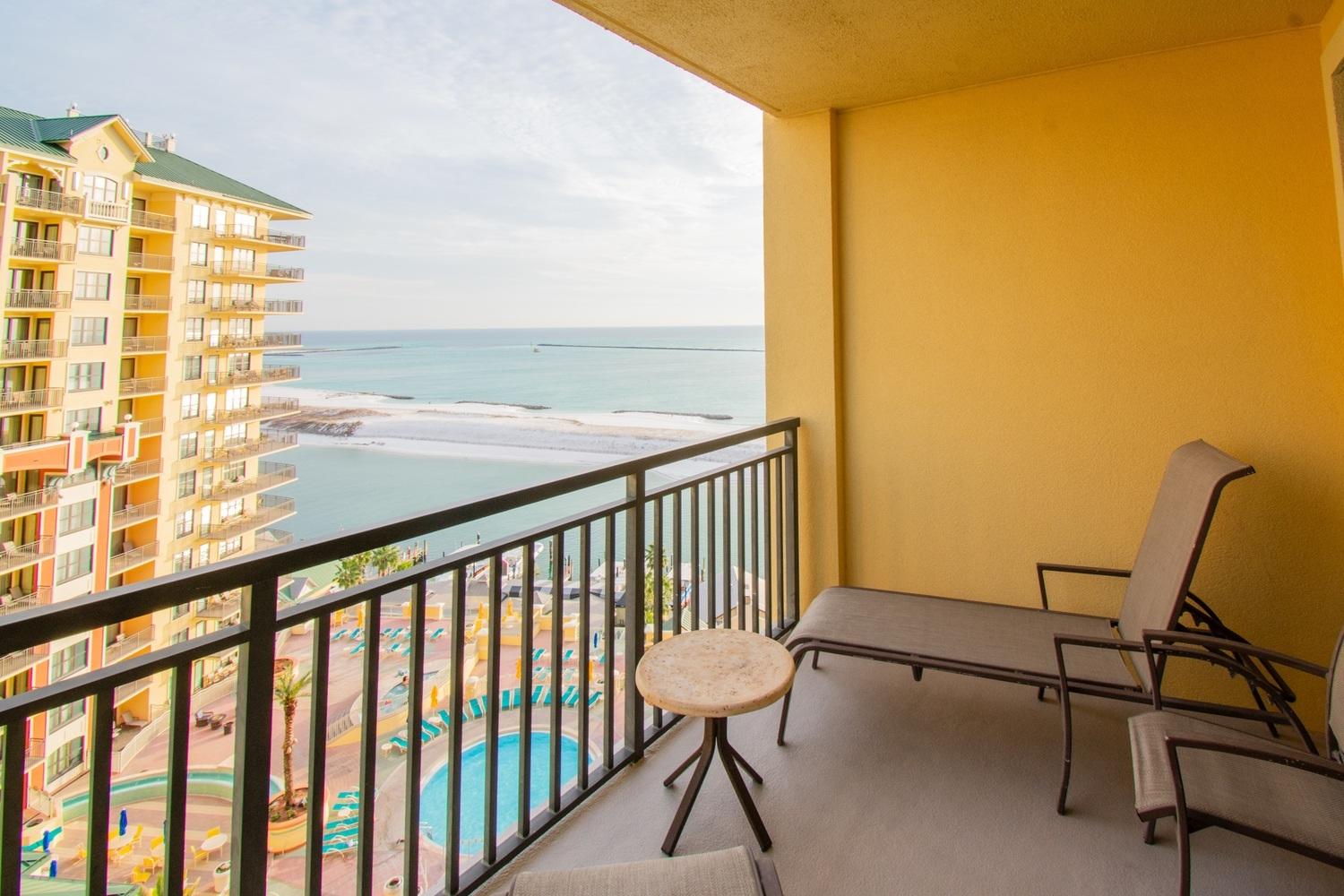 EMERALD GRANDE - Residential