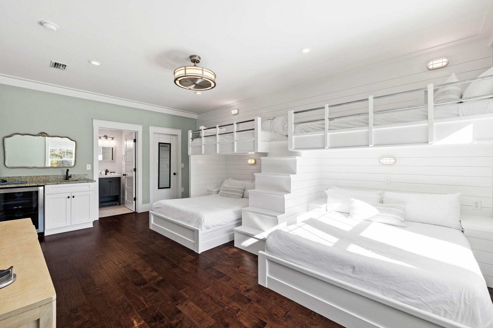 WHITES GULFVIEW ESTATES - Residential