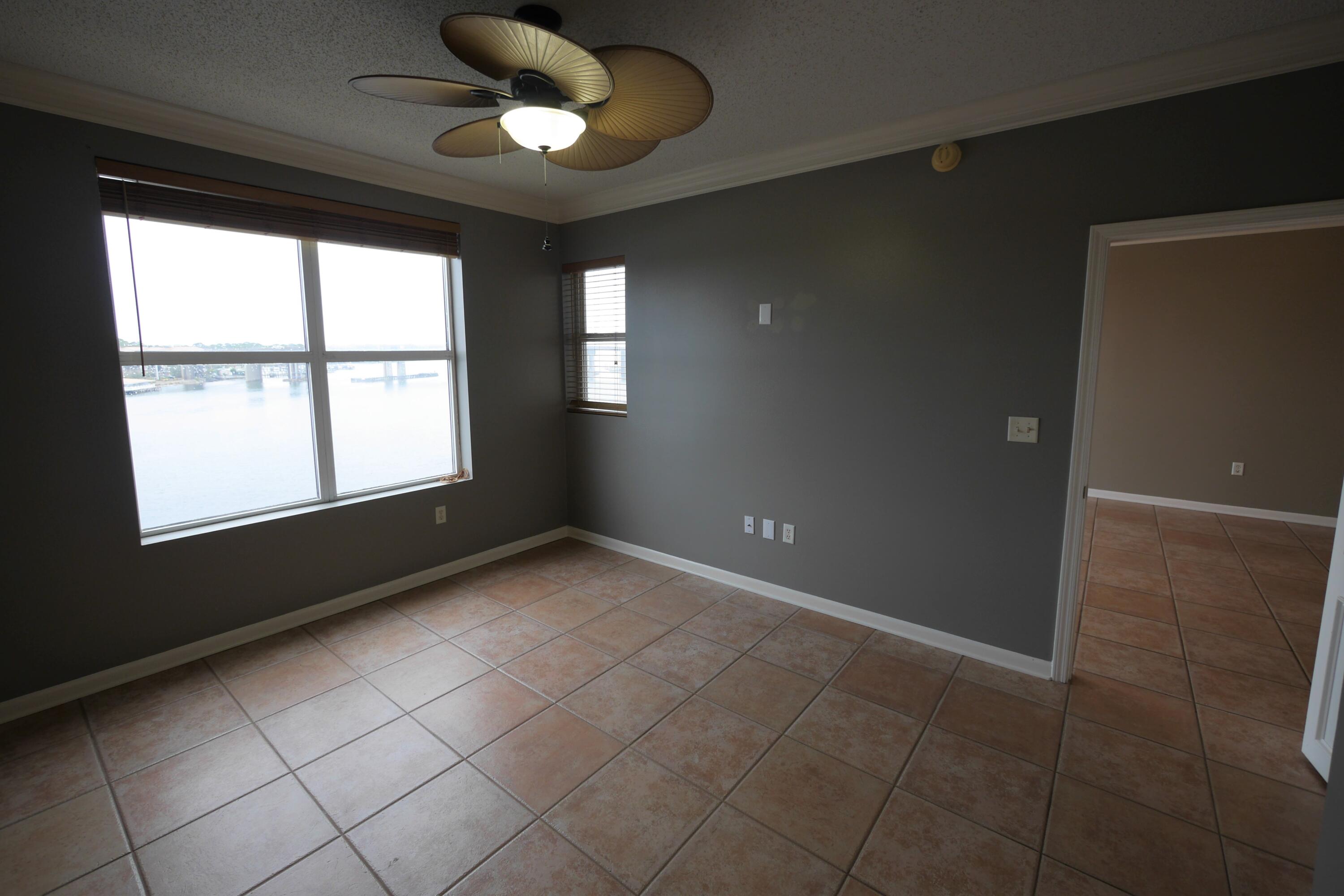 PALM COURT YACHT CLUB - Residential