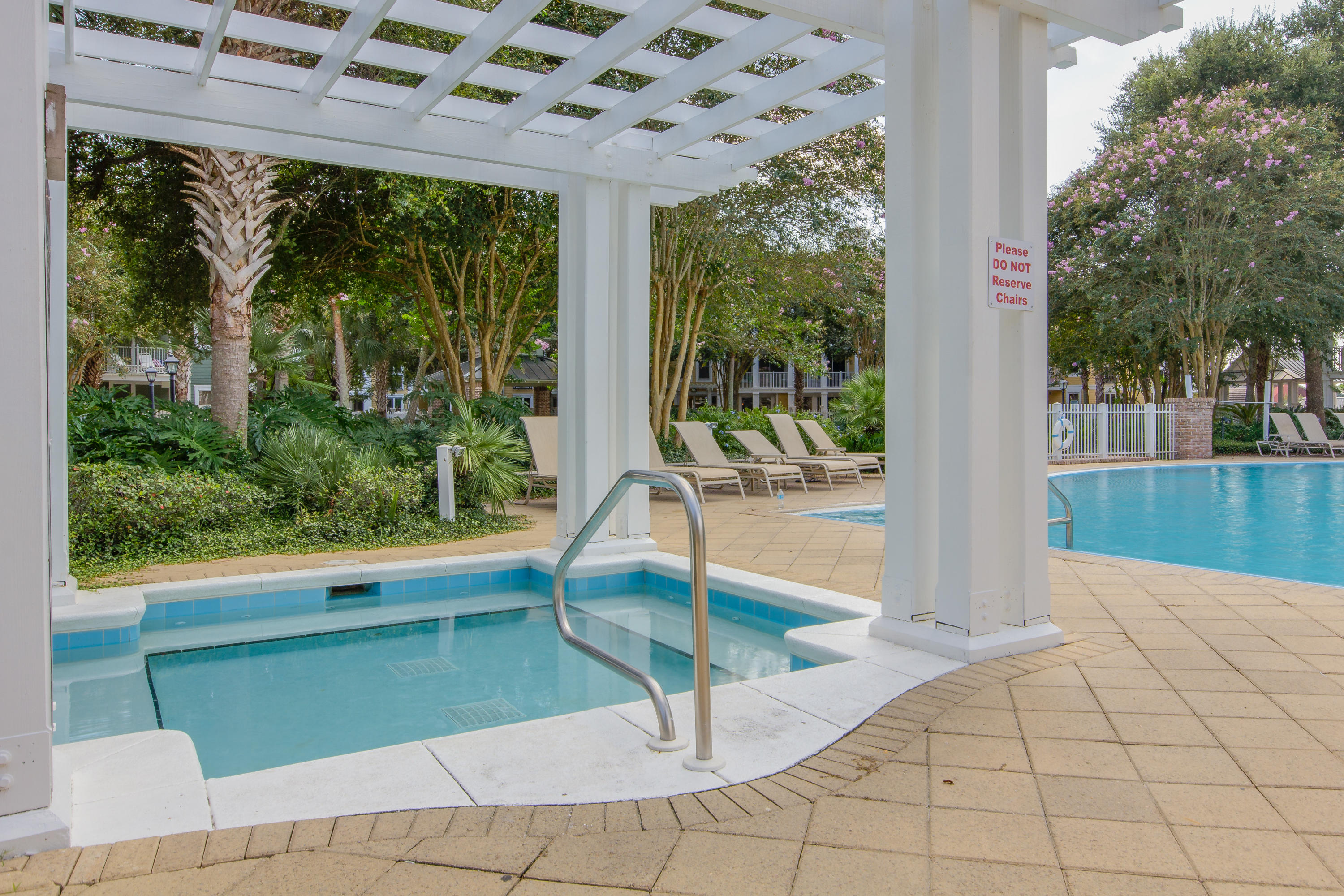 Pilot House - Residential