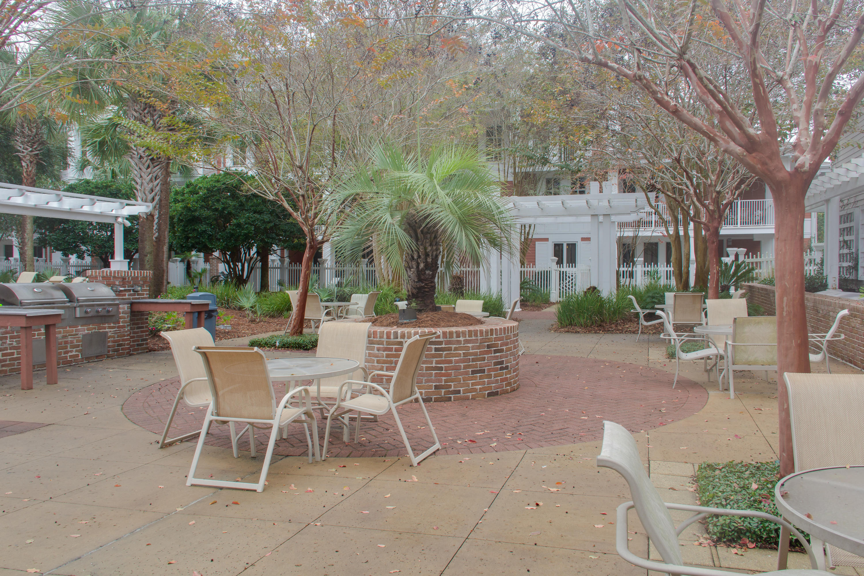 Pilot House - Residential