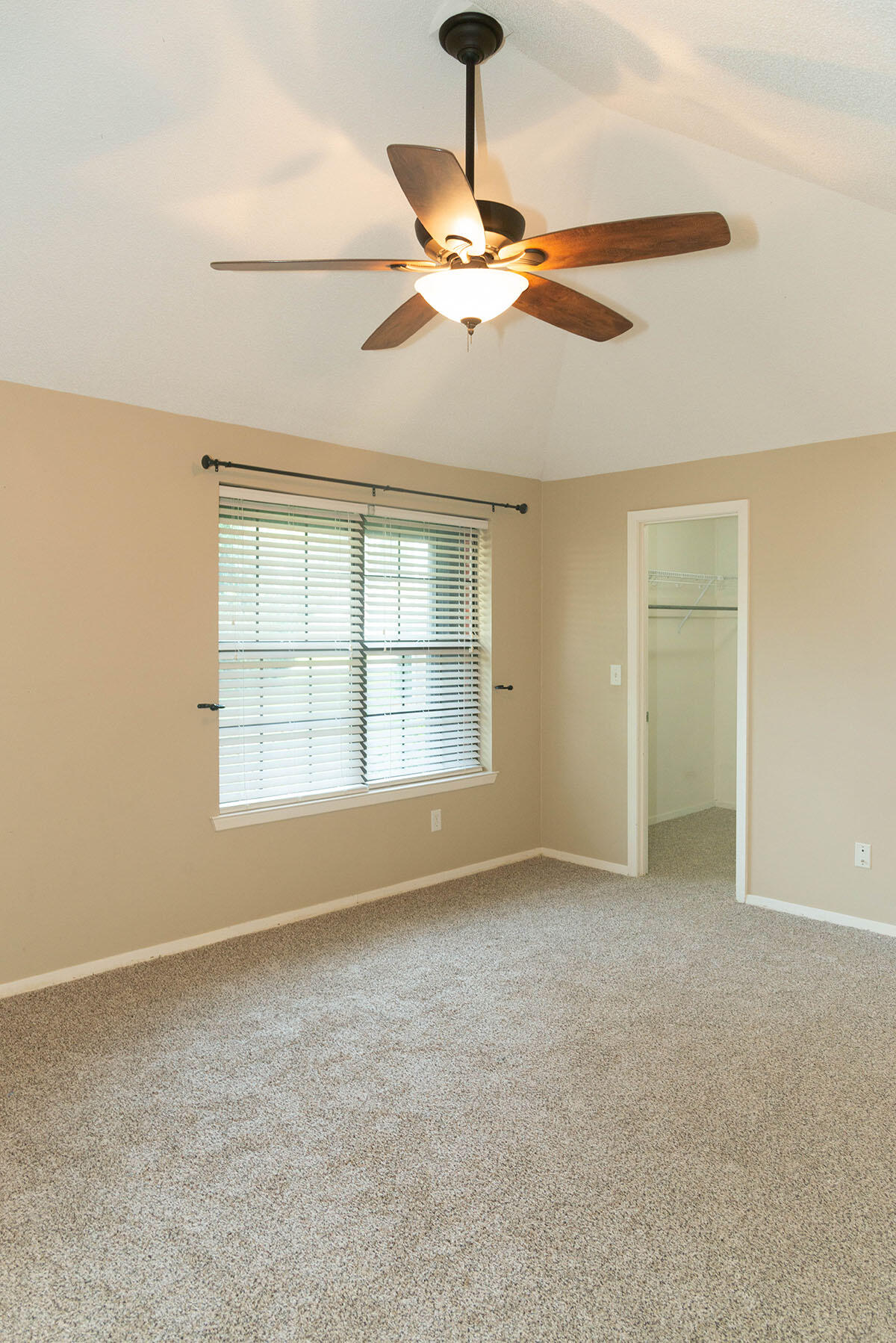 OVERBROOK 2ND ADDN - Residential Lease