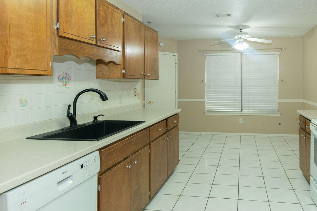 OVERBROOK 2ND ADDN - Residential Lease